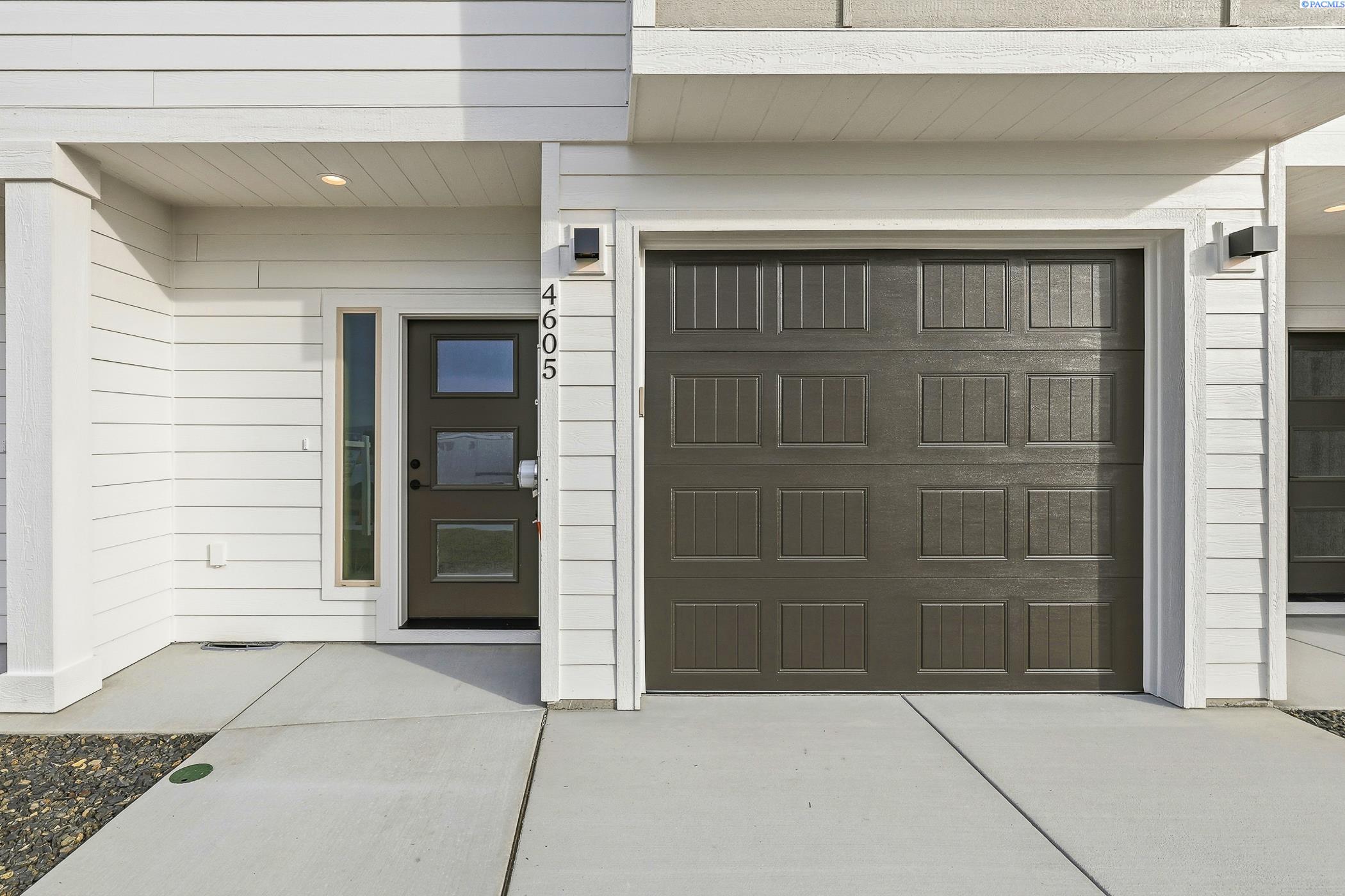 4605 Road 114 , Pasco, WA 99301