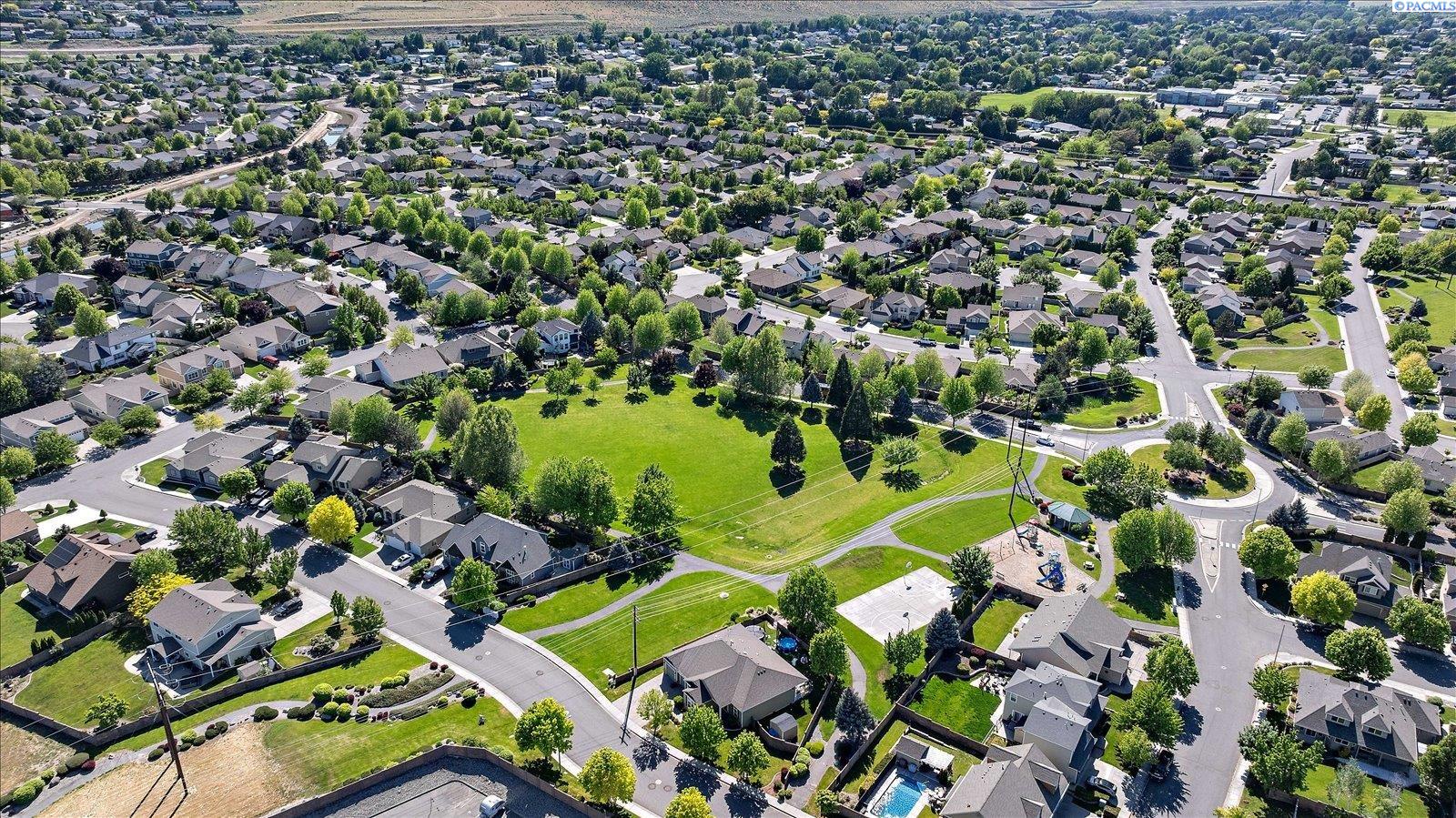 5817 17th , Kennewick, WA 99338