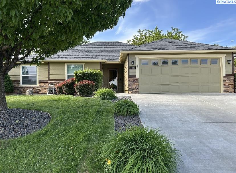 5805 23rd Ave, Kennewick, WA 99338