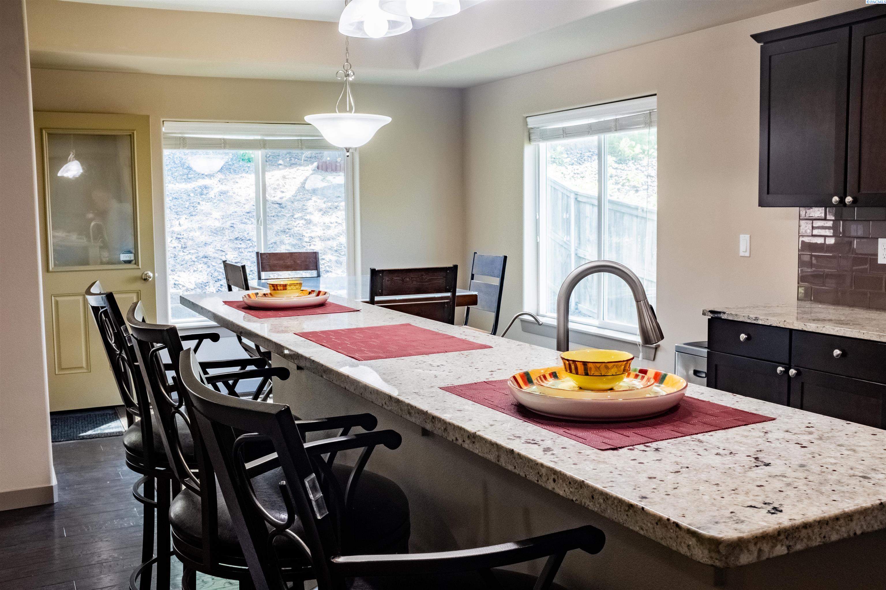 5805 23rd Ave, Kennewick, WA 99338