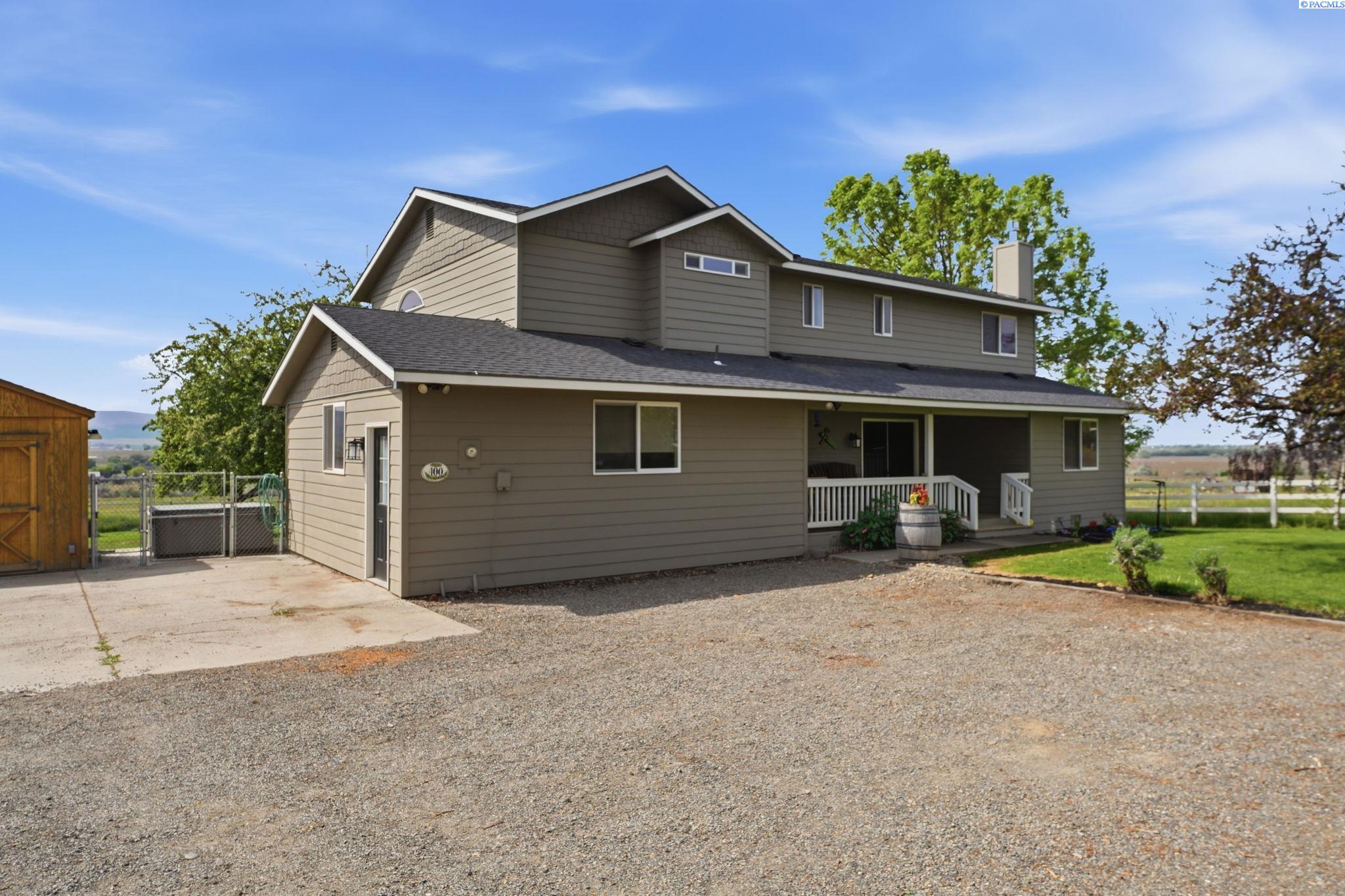 400 Charvet Rd, Grandview WA 98930