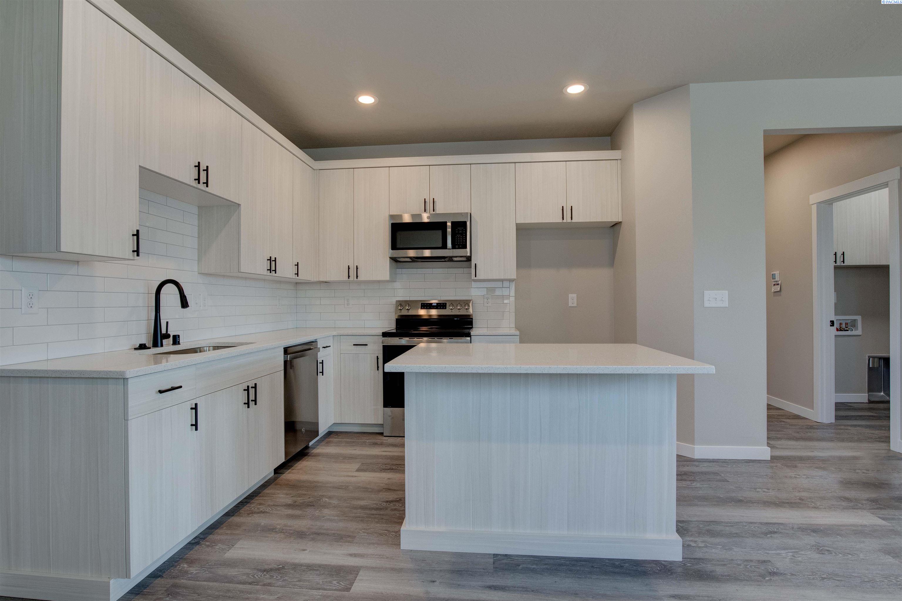 3640 Nuthatch St  Lot 210, Richland, WA 99352
