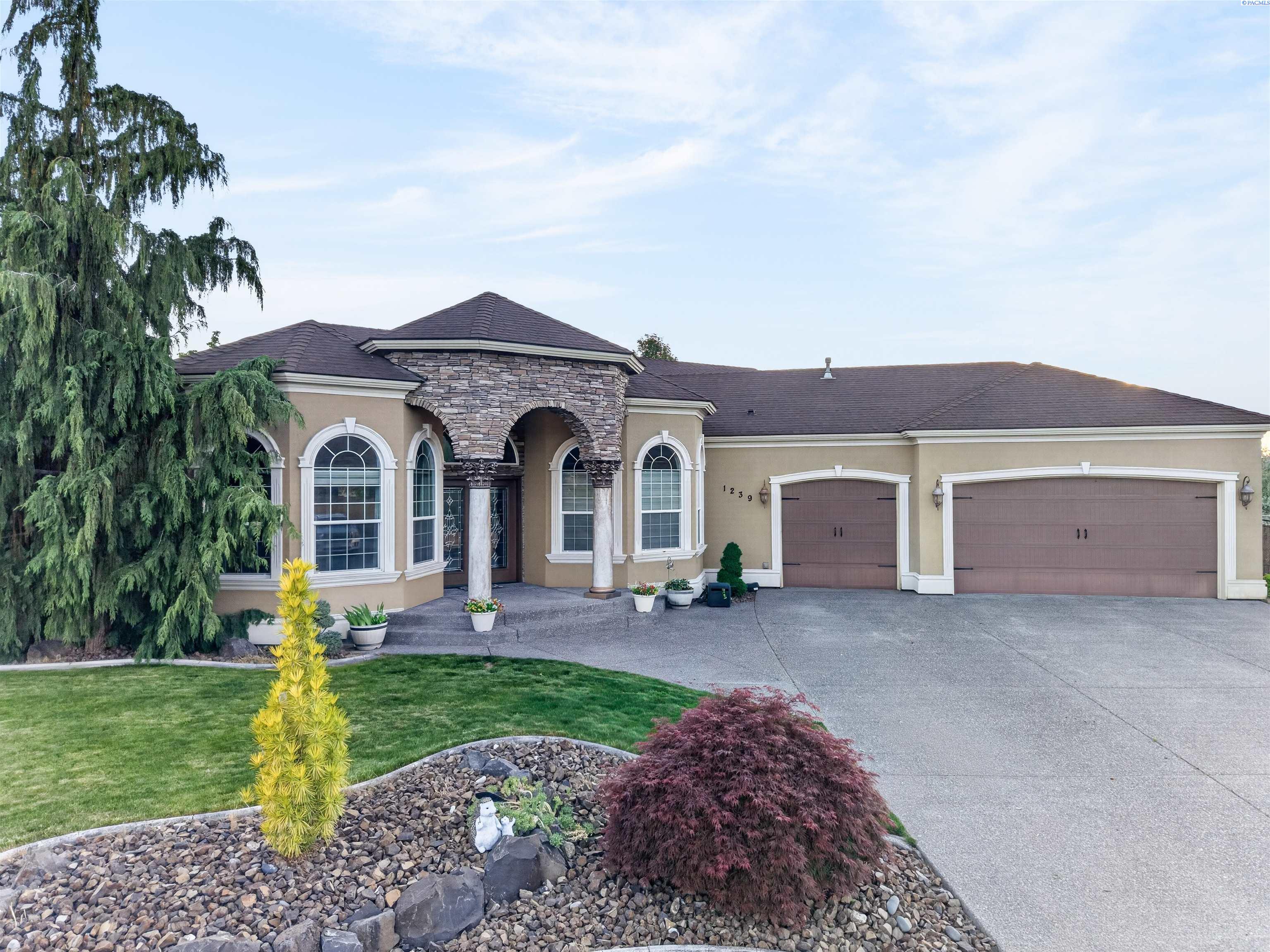 1239 Jubilee St, Richland, WA 99352