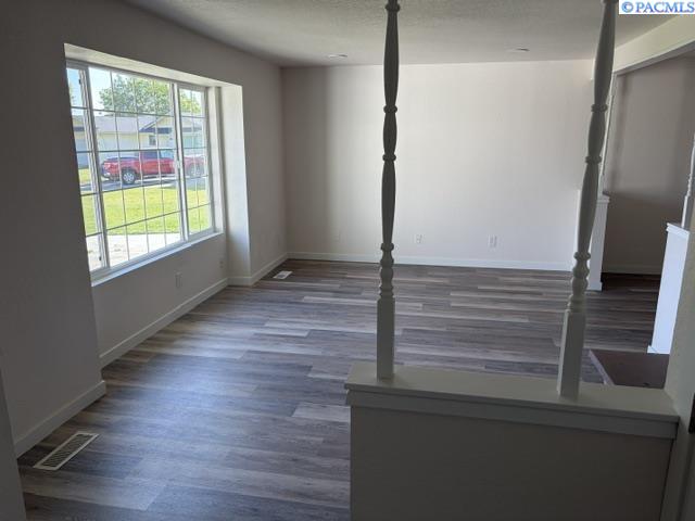 5015 6th Pl, Kennewick, WA 99336