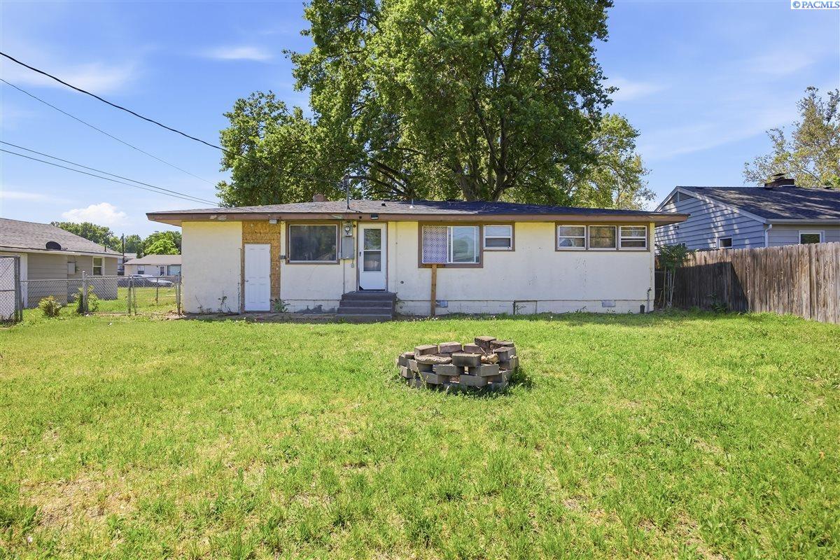 1922 6th Ave, Kennewick, WA 99336