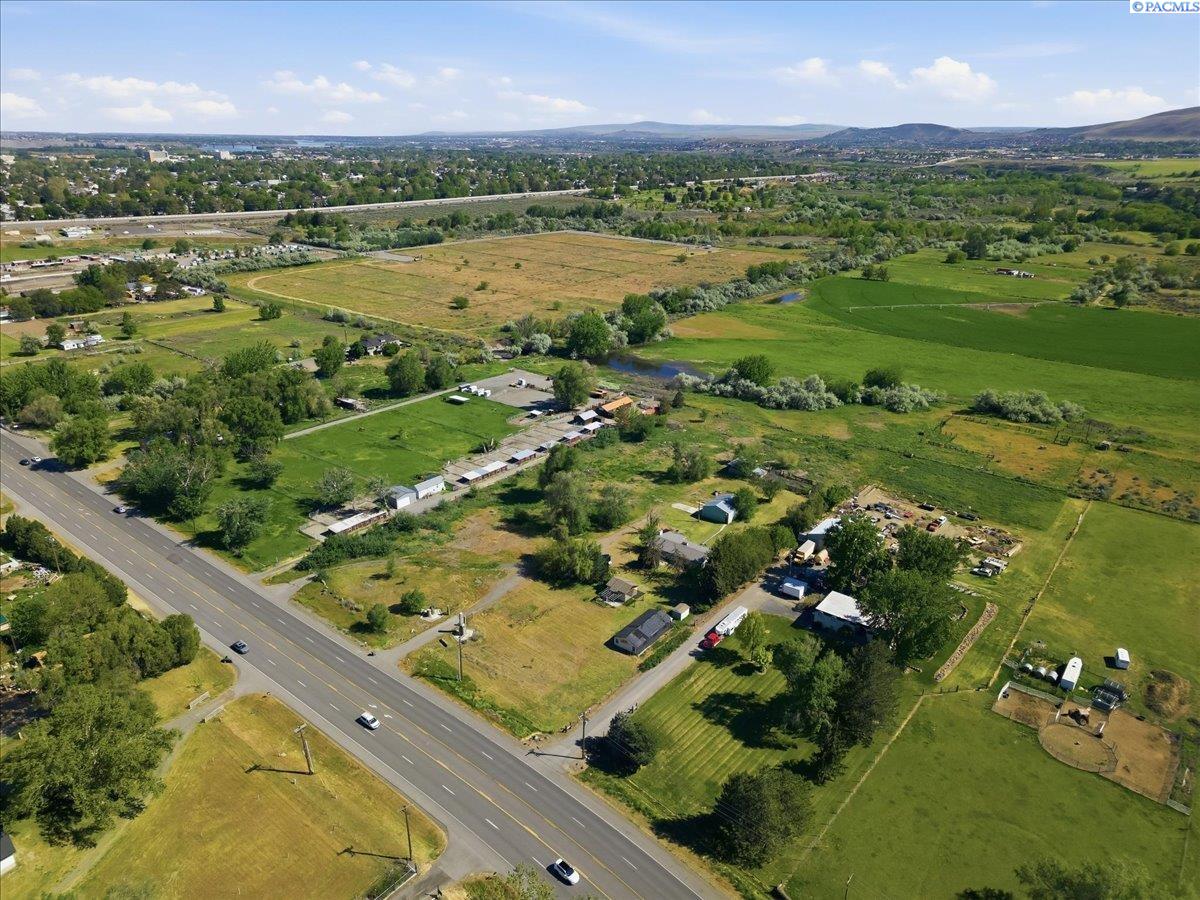 2723 Van Giesen, West Richland, WA 99354-4930