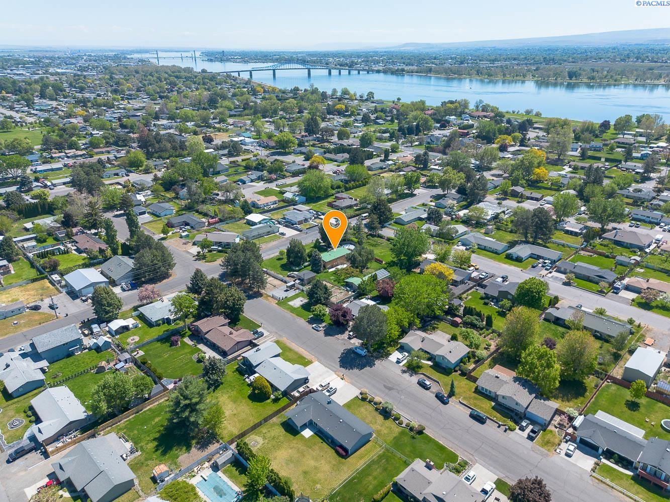 912 Road 48 , Pasco, WA 99301