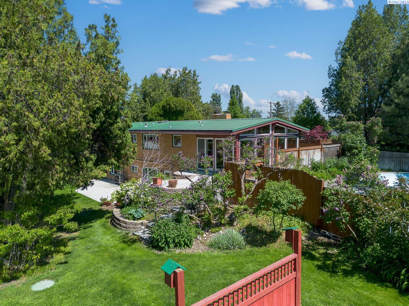 912 Road 48 , Pasco, WA 99301