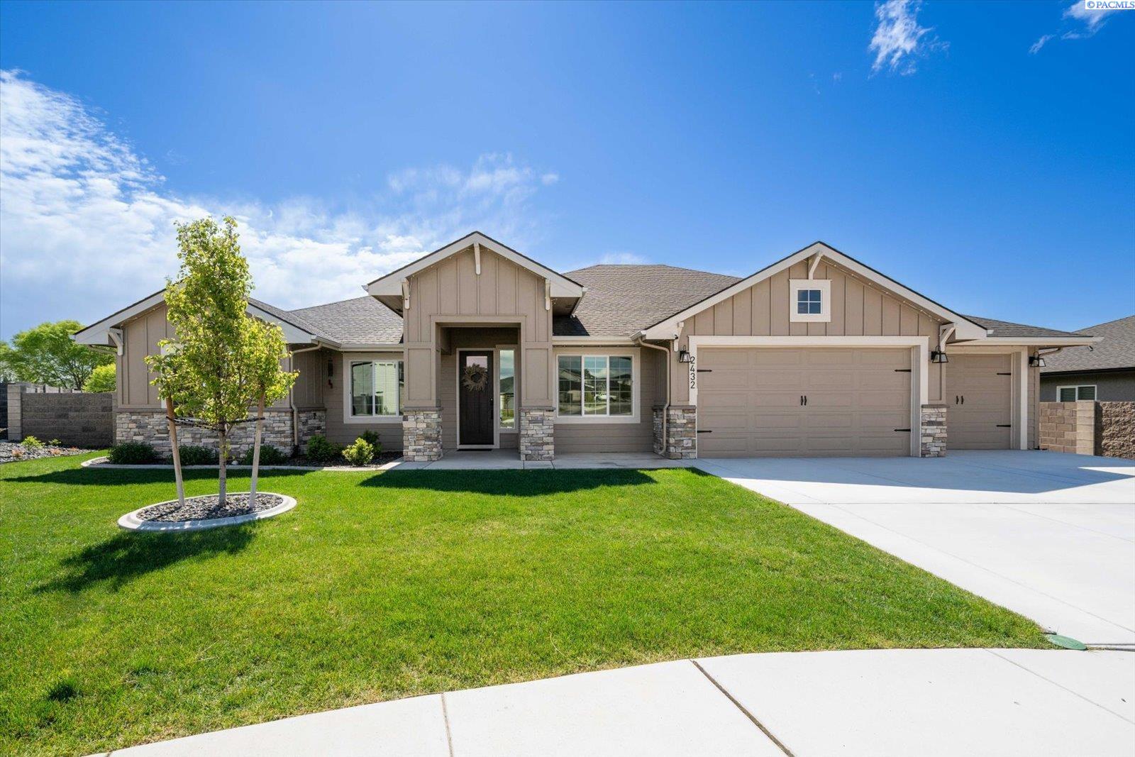 2432 Maggio Loop, Richland, WA 99352