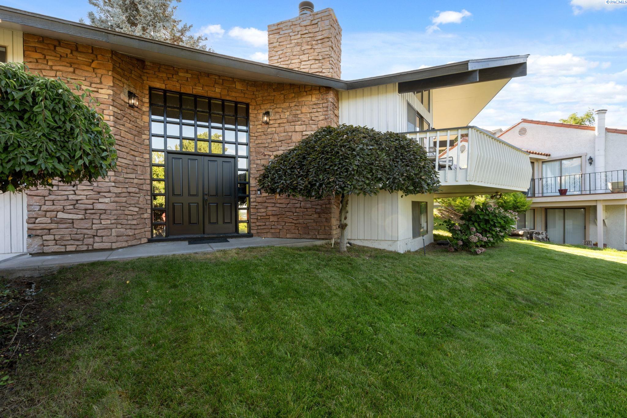 1229 Adair Dr, Richland, WA 99352