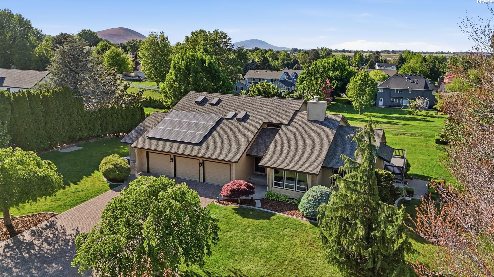 1119 Saddle Way, Richland, WA 99352