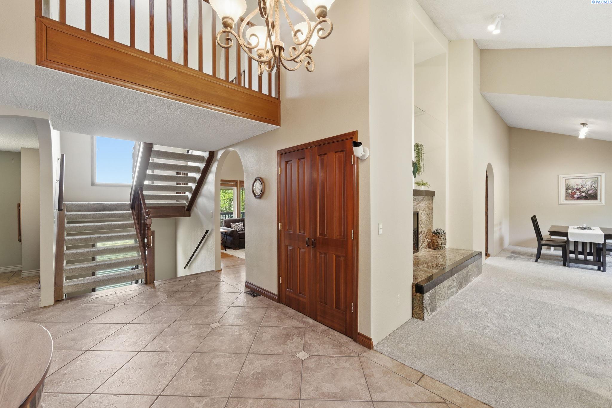 1119 Saddle Way, Richland, WA 99352