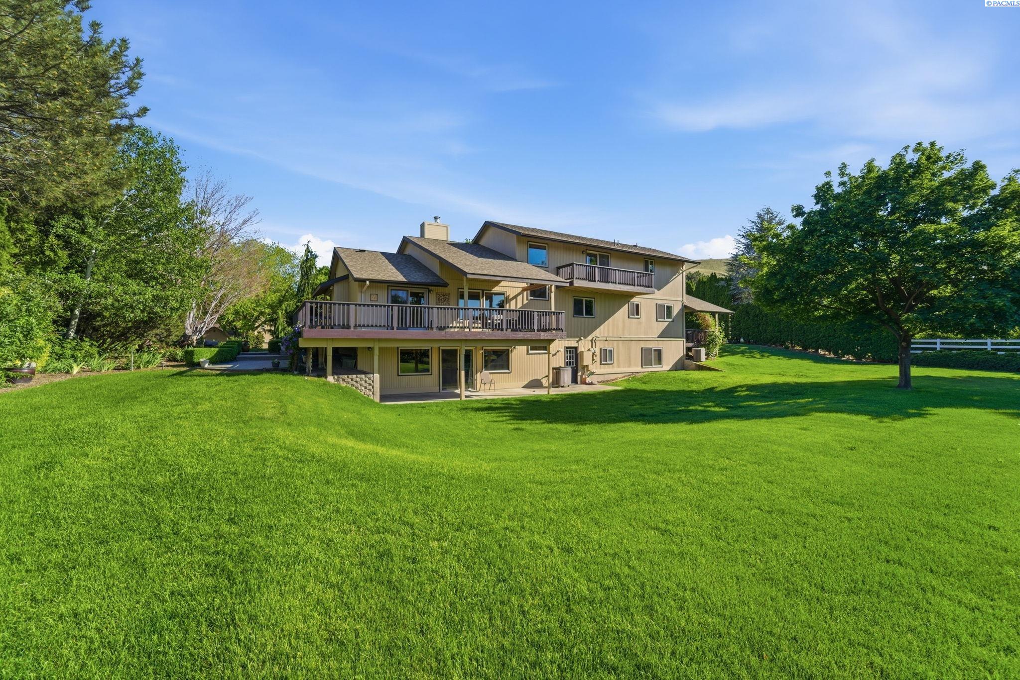 1119 Saddle Way, Richland, WA 99352