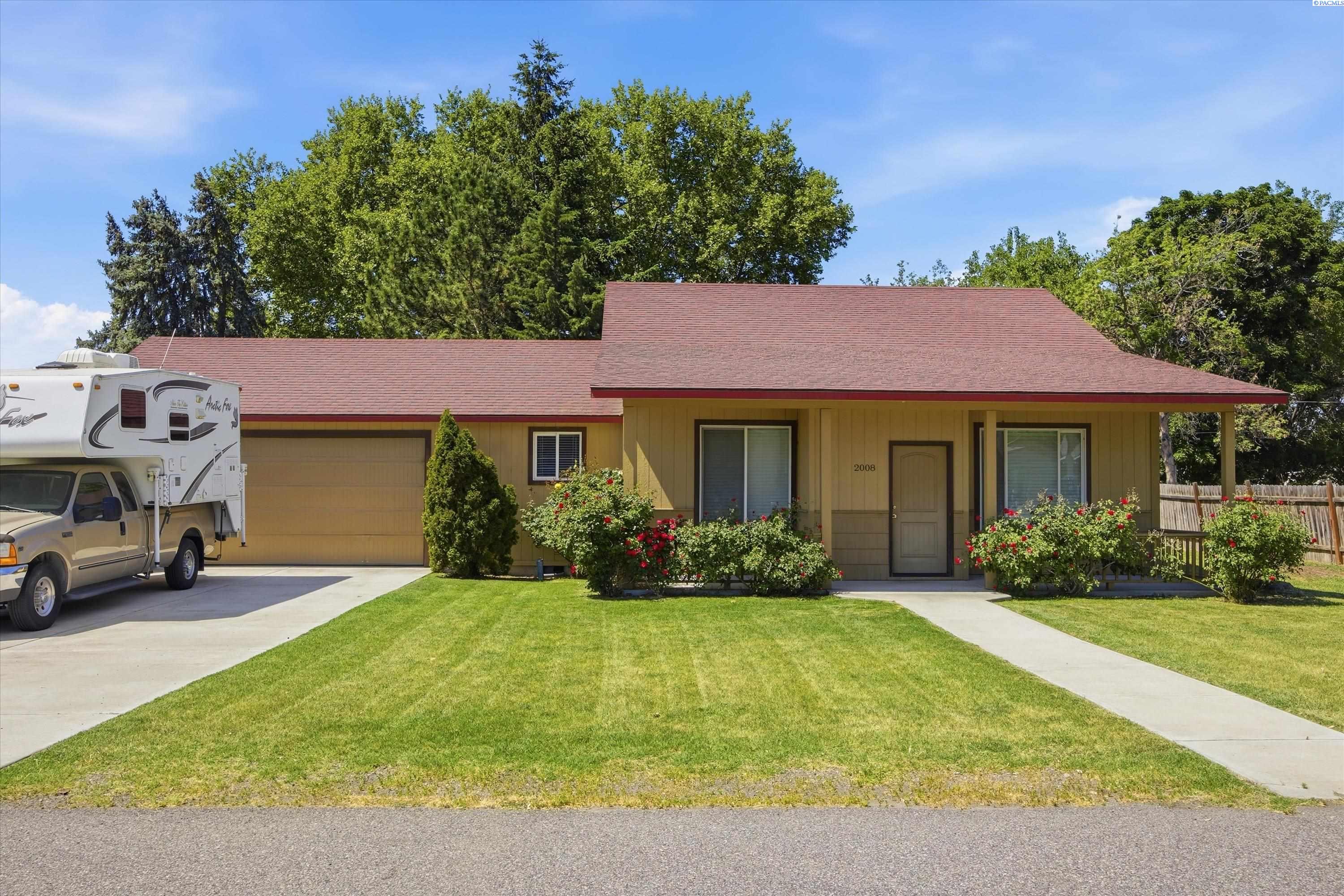 2008 Road 34 , Pasco, WA 99301