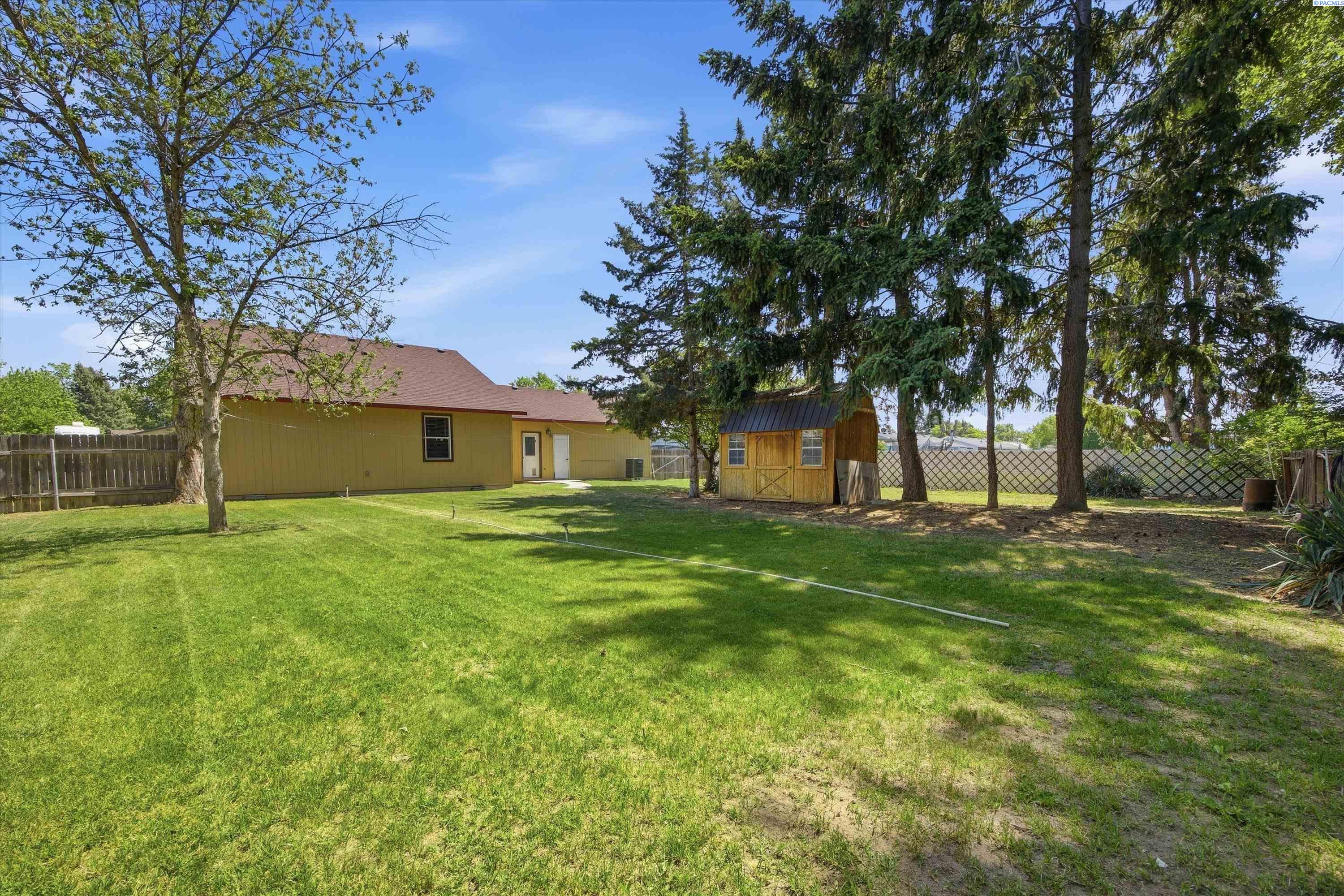 2008 Road 34 , Pasco, WA 99301