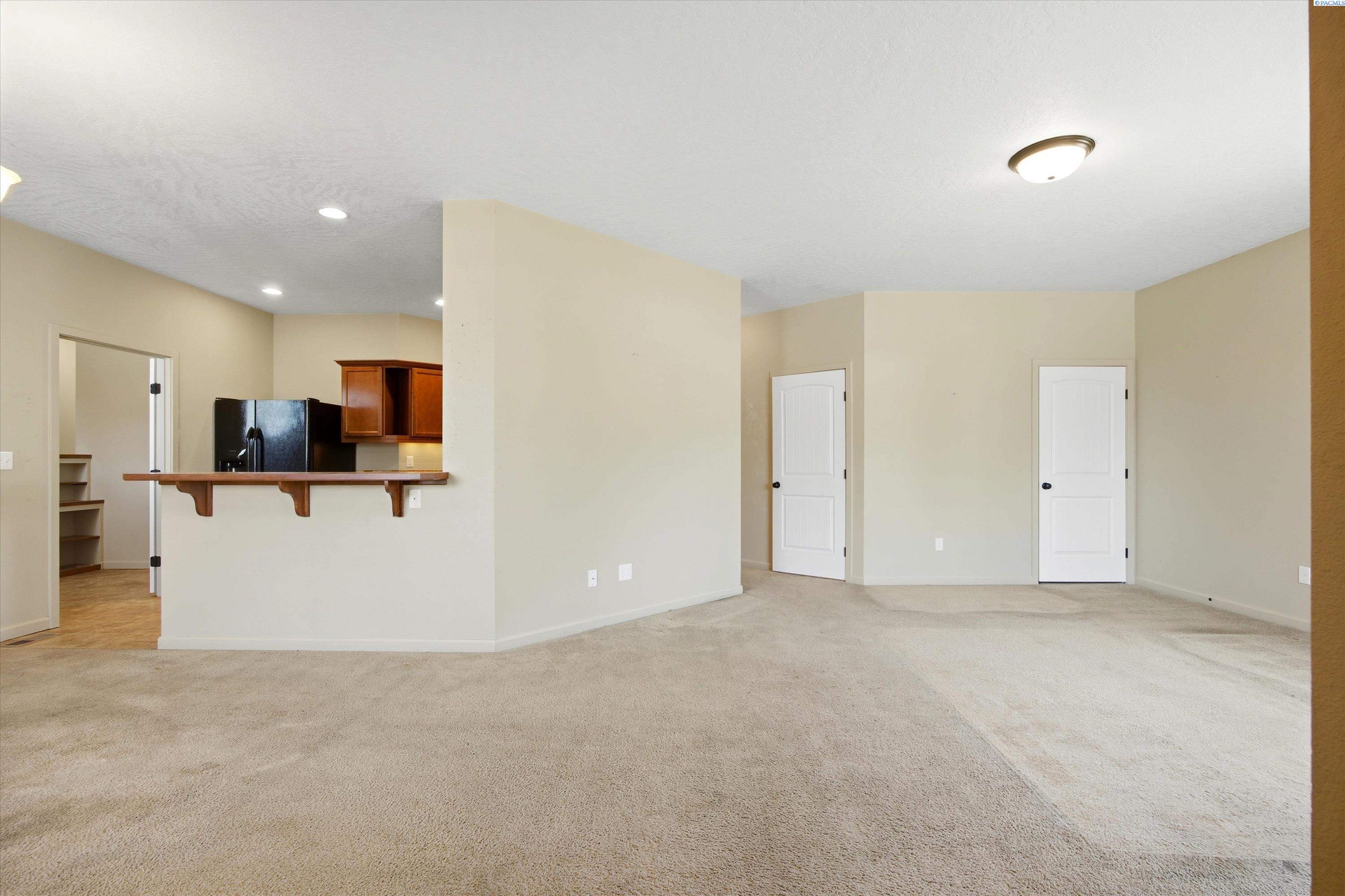 2008 Road 34 , Pasco, WA 99301