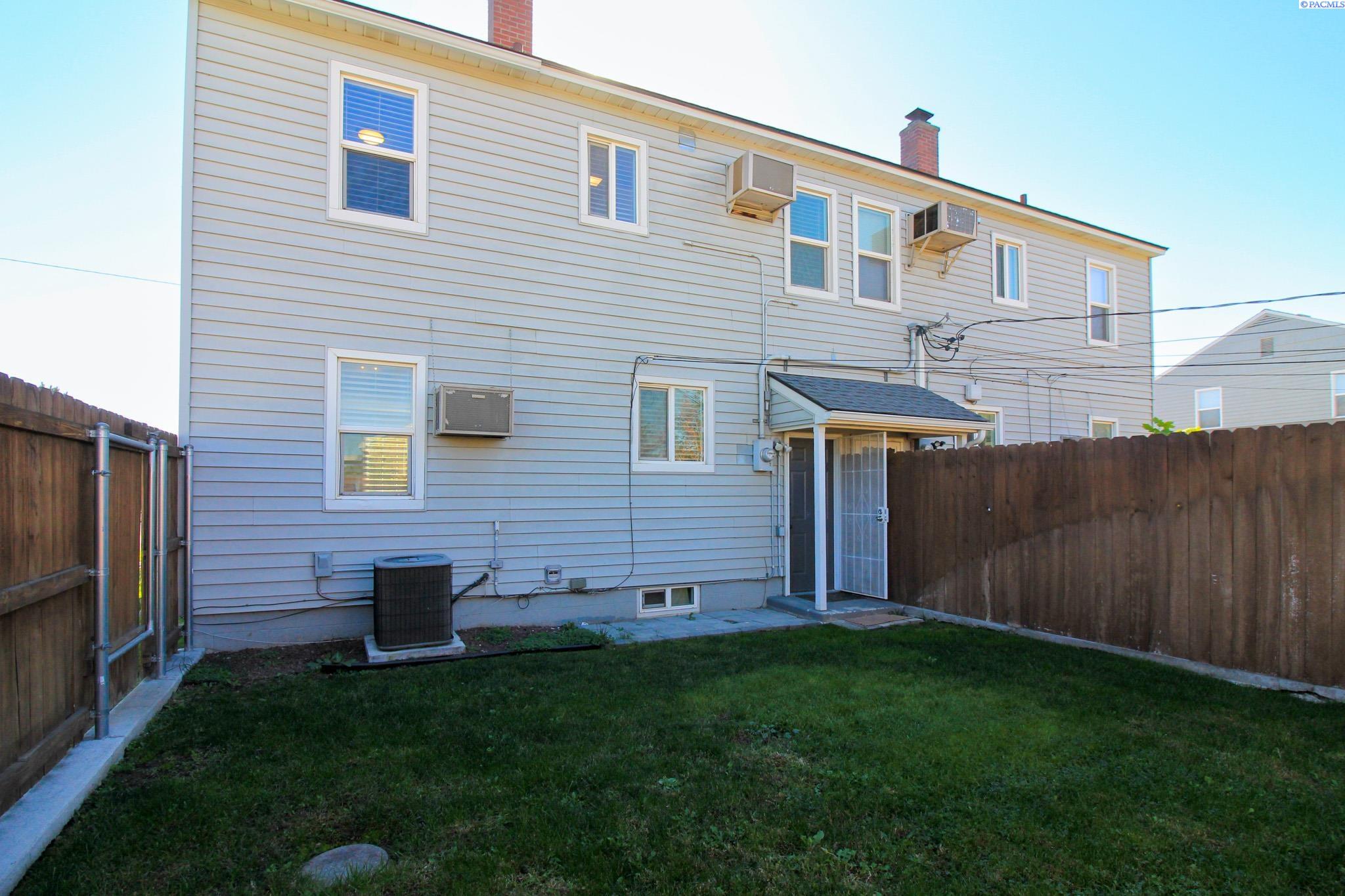 402 Benham St, Richland, WA 99352