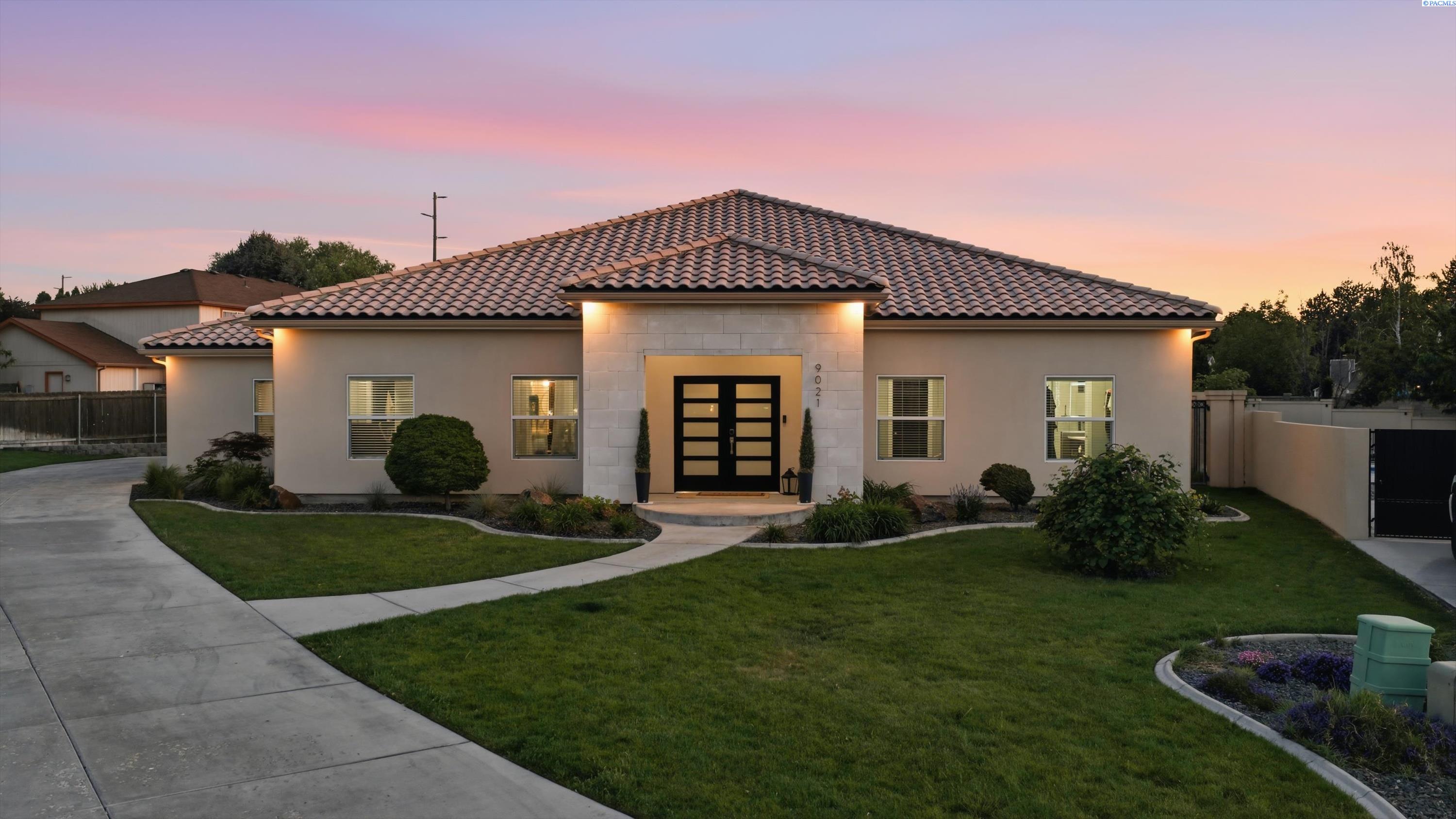 9021 Rio Grande Ave, Kennewick, WA 99336