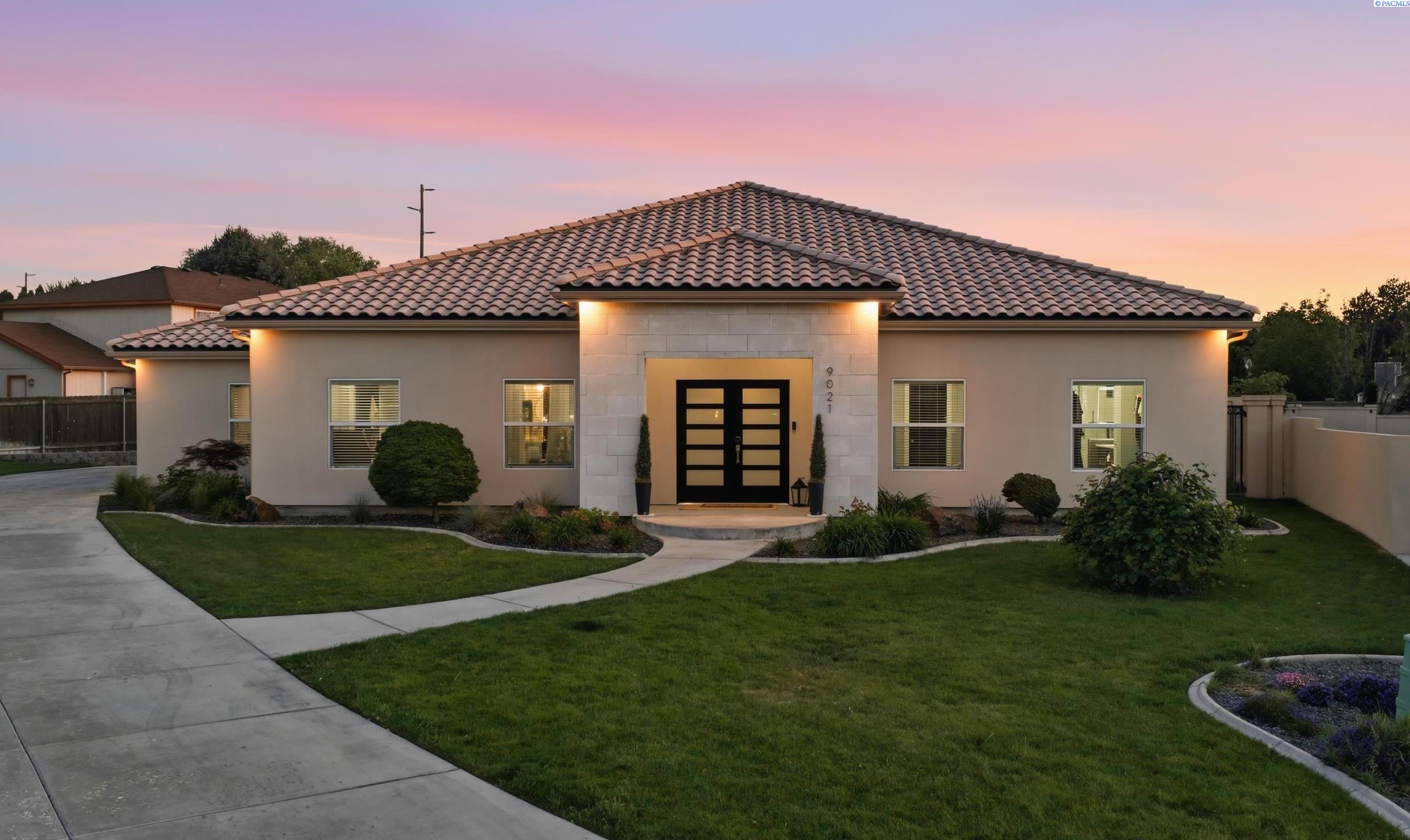 9021 Rio Grande Ave, Kennewick, WA 99336