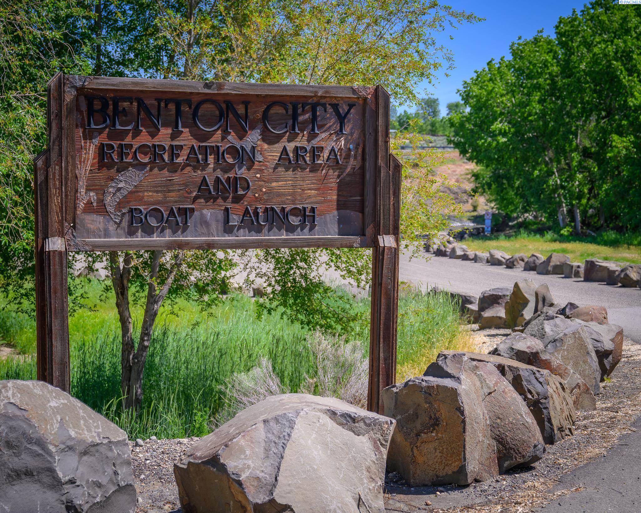 101 Abby Avenue #b, Benton City, WA 99320