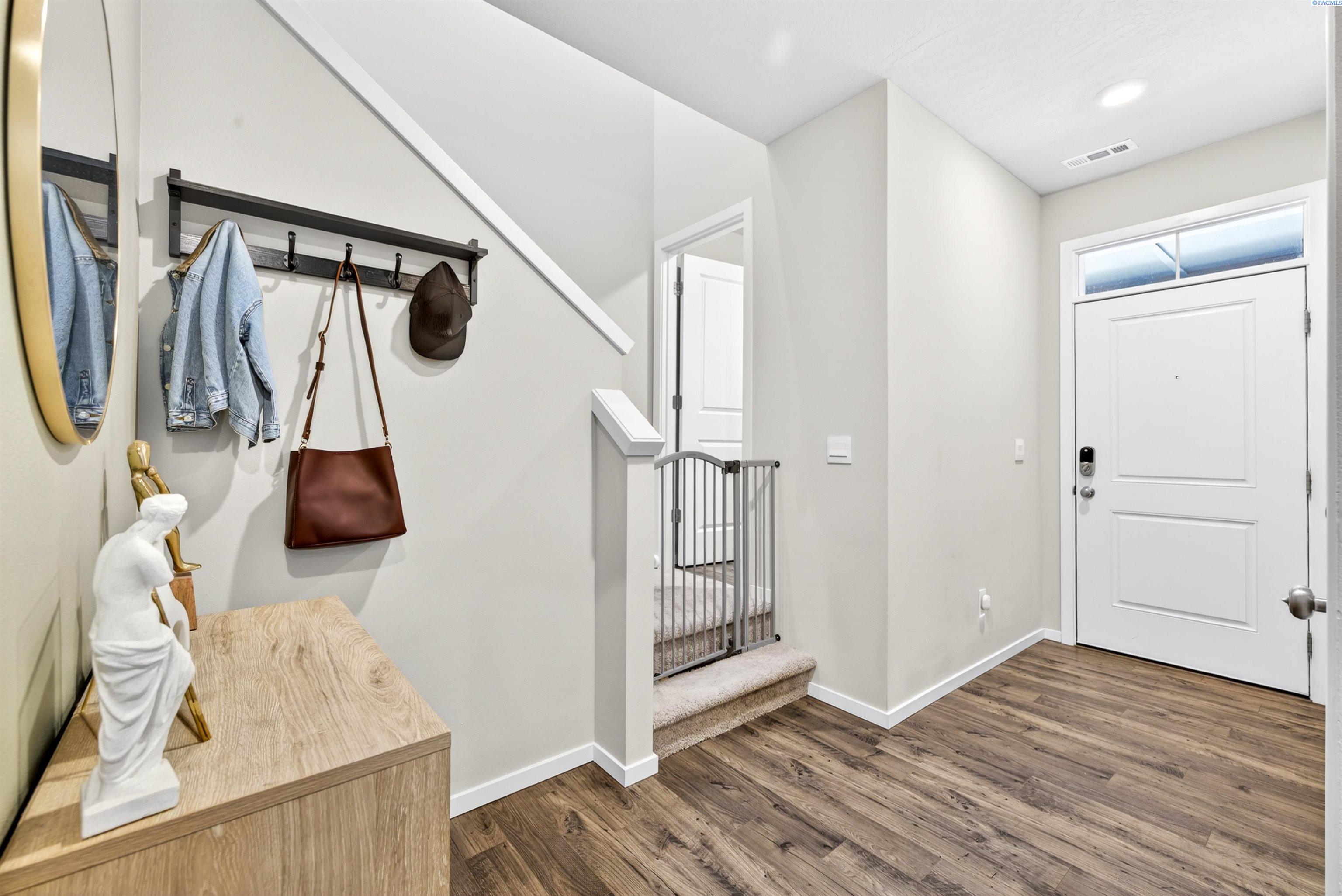 7796 Ranchland Ln, West Richland, WA 99353