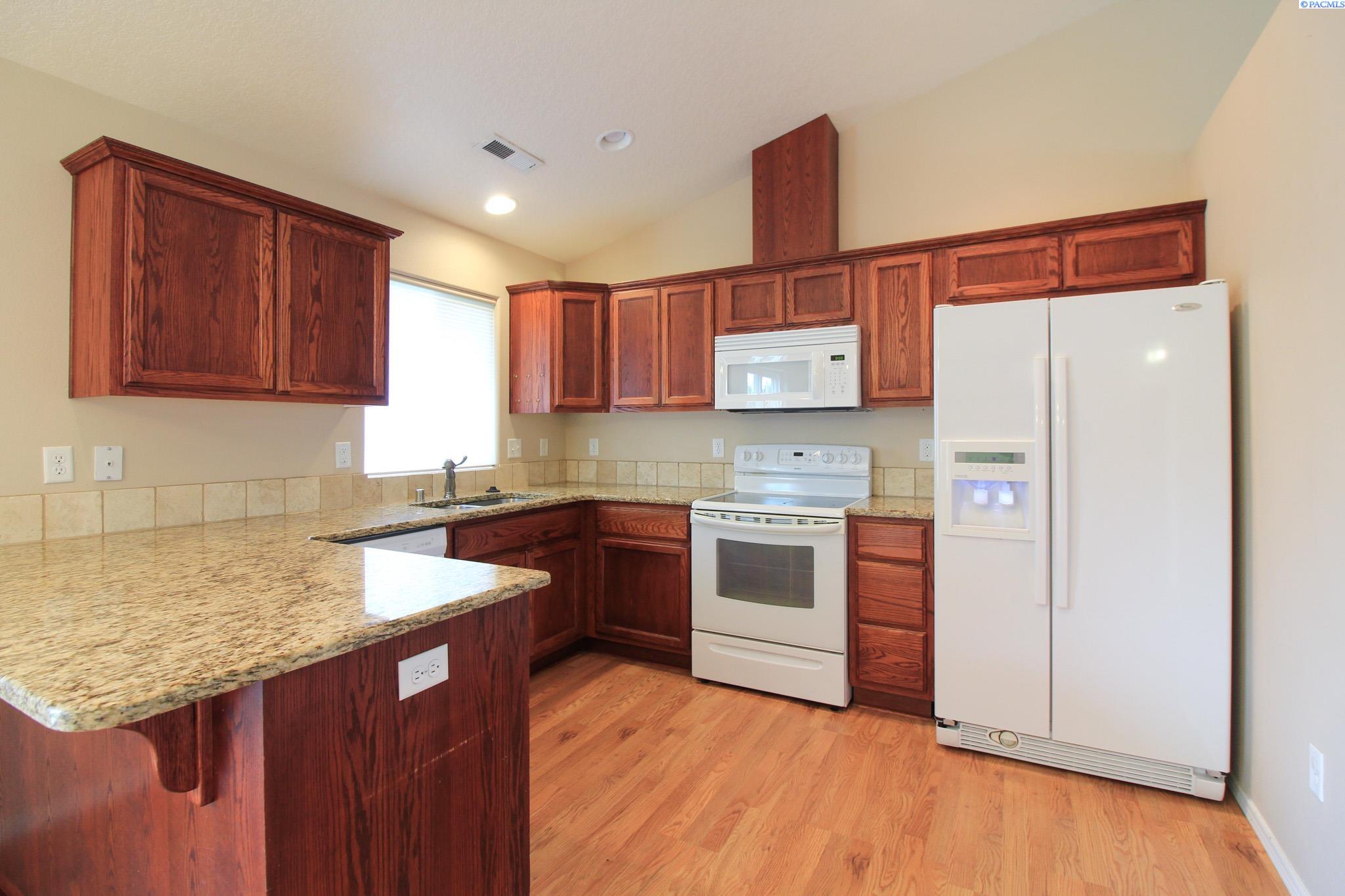 668 Sedgwick Pl, Richland, WA 99354