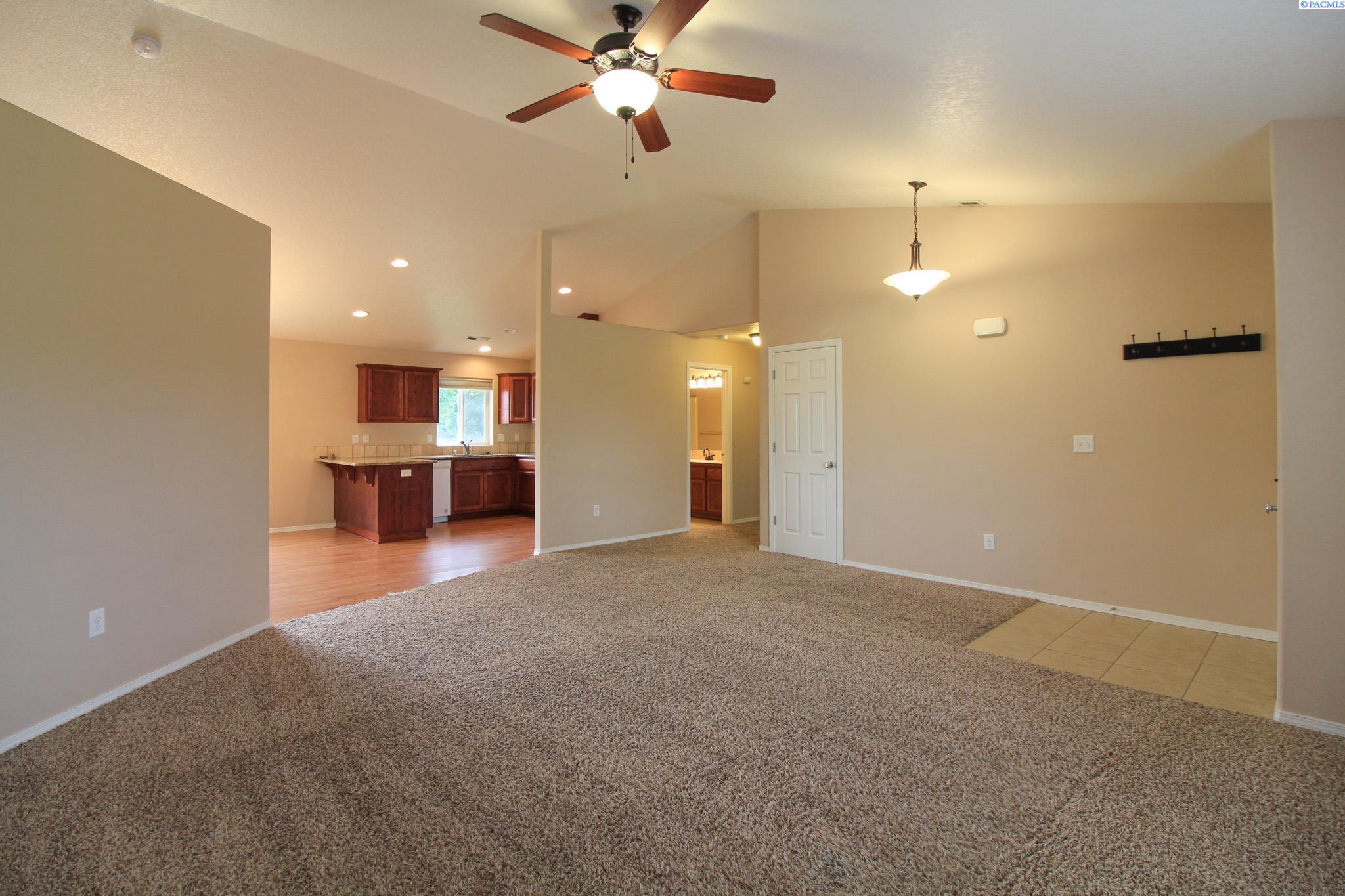 668 Sedgwick Pl, Richland, WA 99354