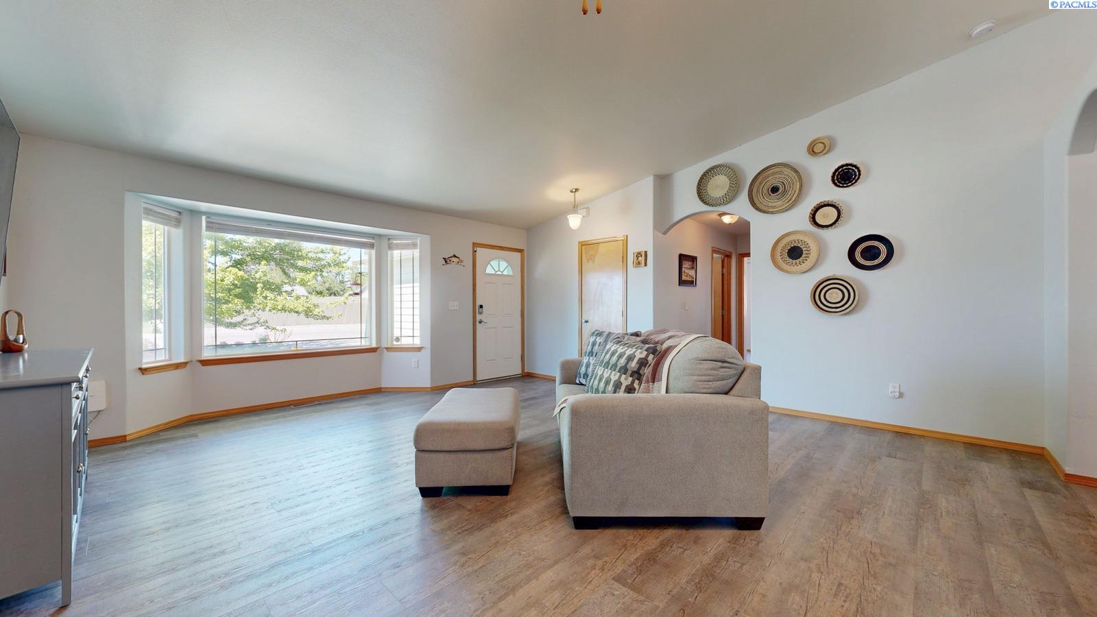 4th image of 5401 Seahawk Dr, West Richland, WA 99353 | MLS# 292782