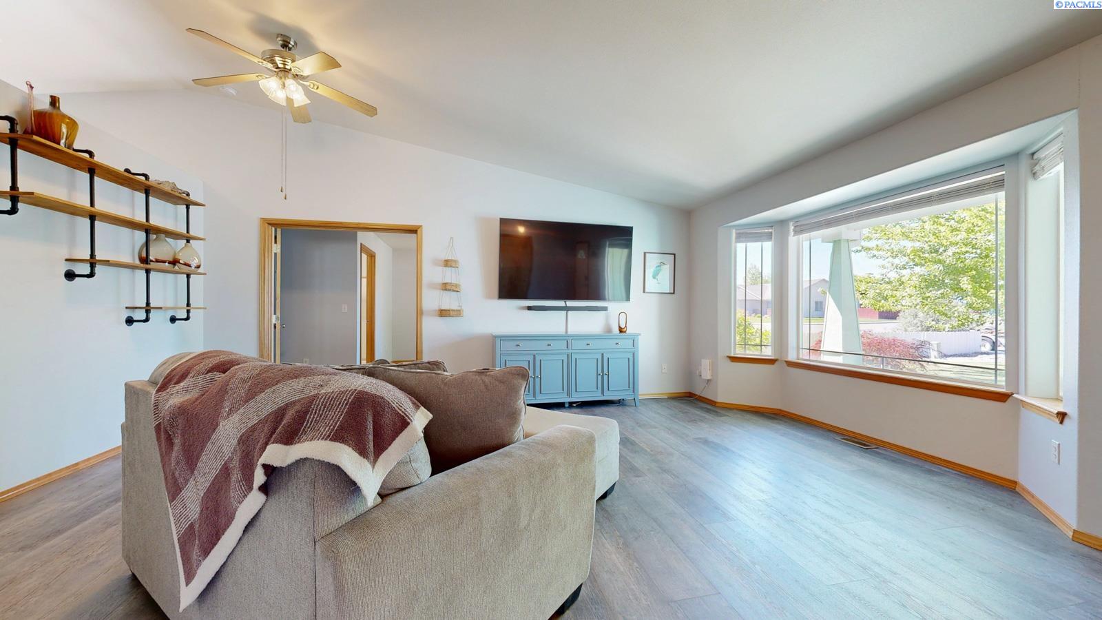 5th image of 5401 Seahawk Dr, West Richland, WA 99353 | MLS# 292782