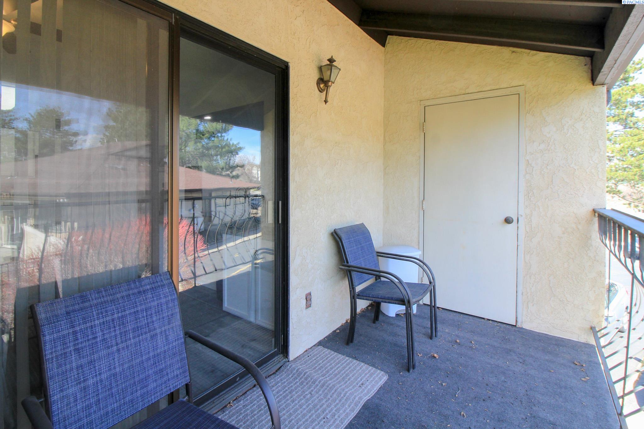 303 Gage Blvd #227, Richland, WA 99352
