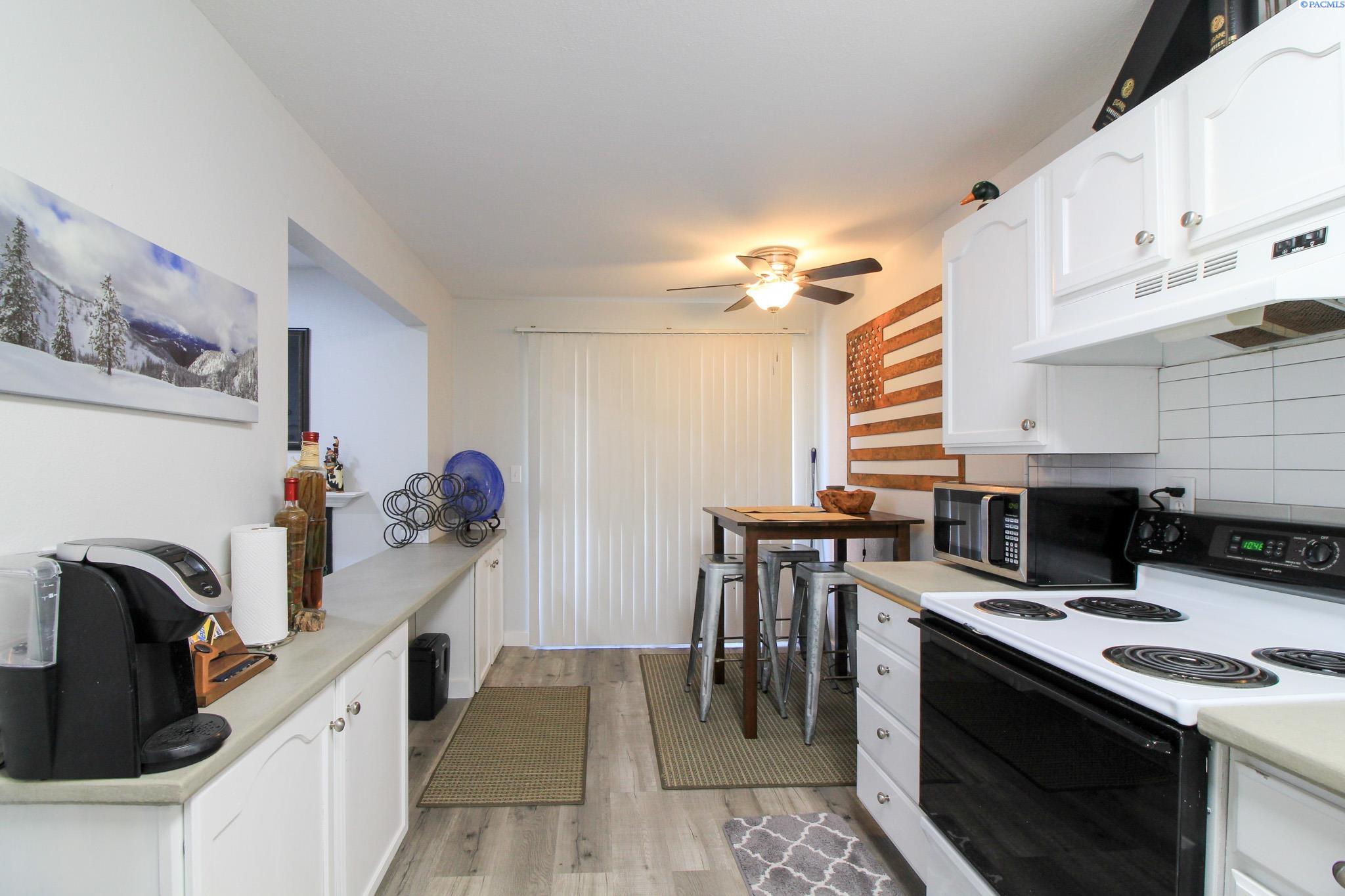 303 Gage Blvd #227, Richland, WA 99352