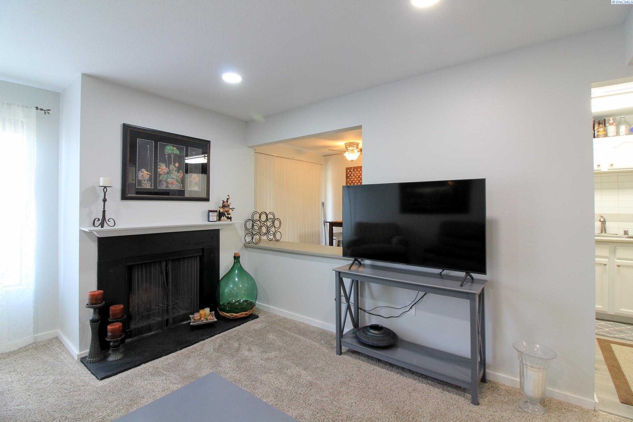 303 Gage Blvd #227, Richland, WA 99352