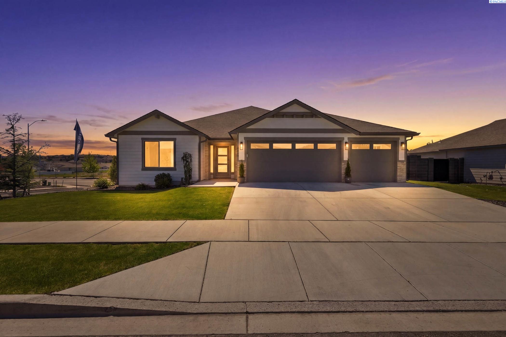 6419 32nd , Kennewick, WA 99338