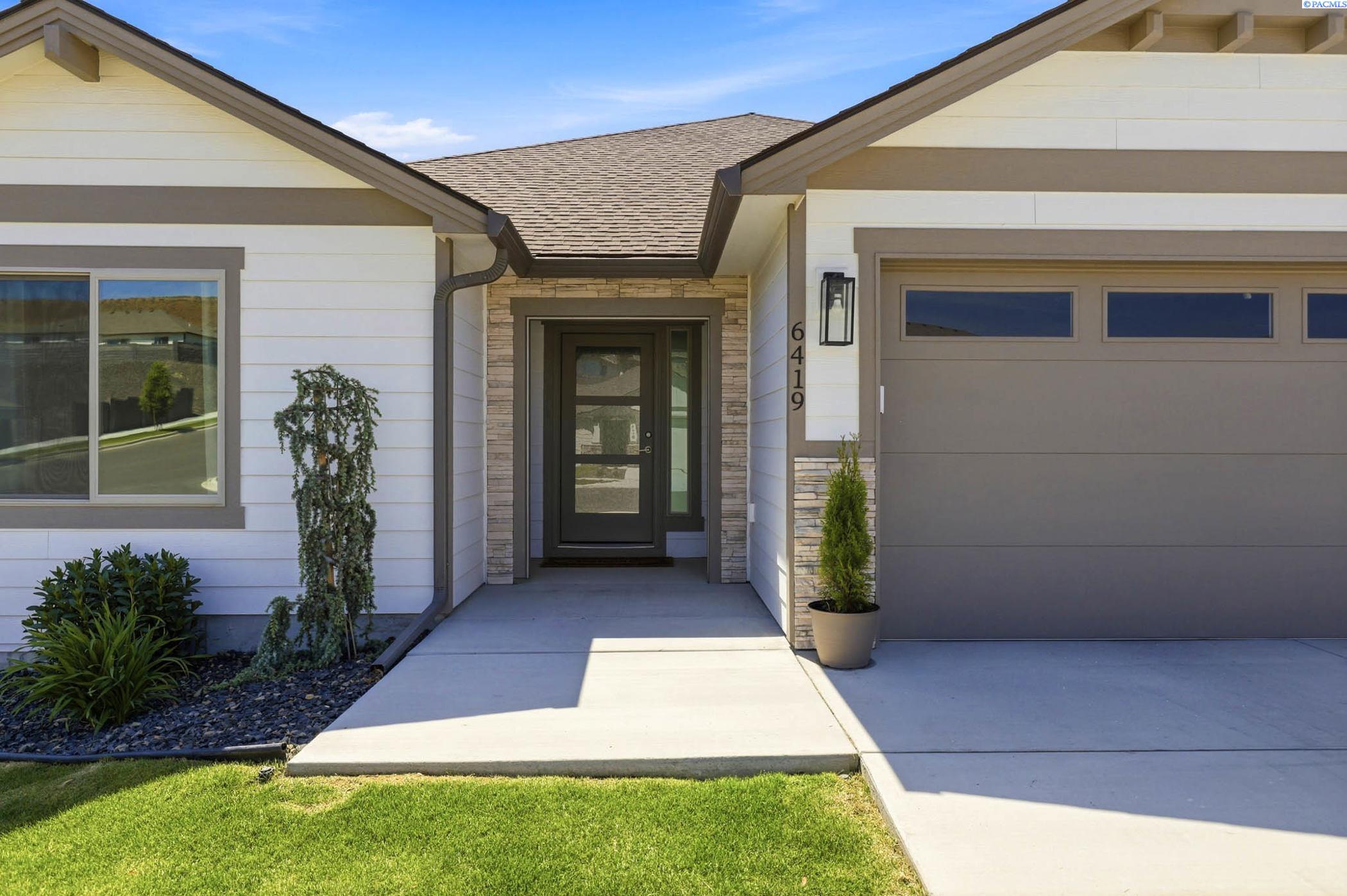 6419 32nd , Kennewick, WA 99338