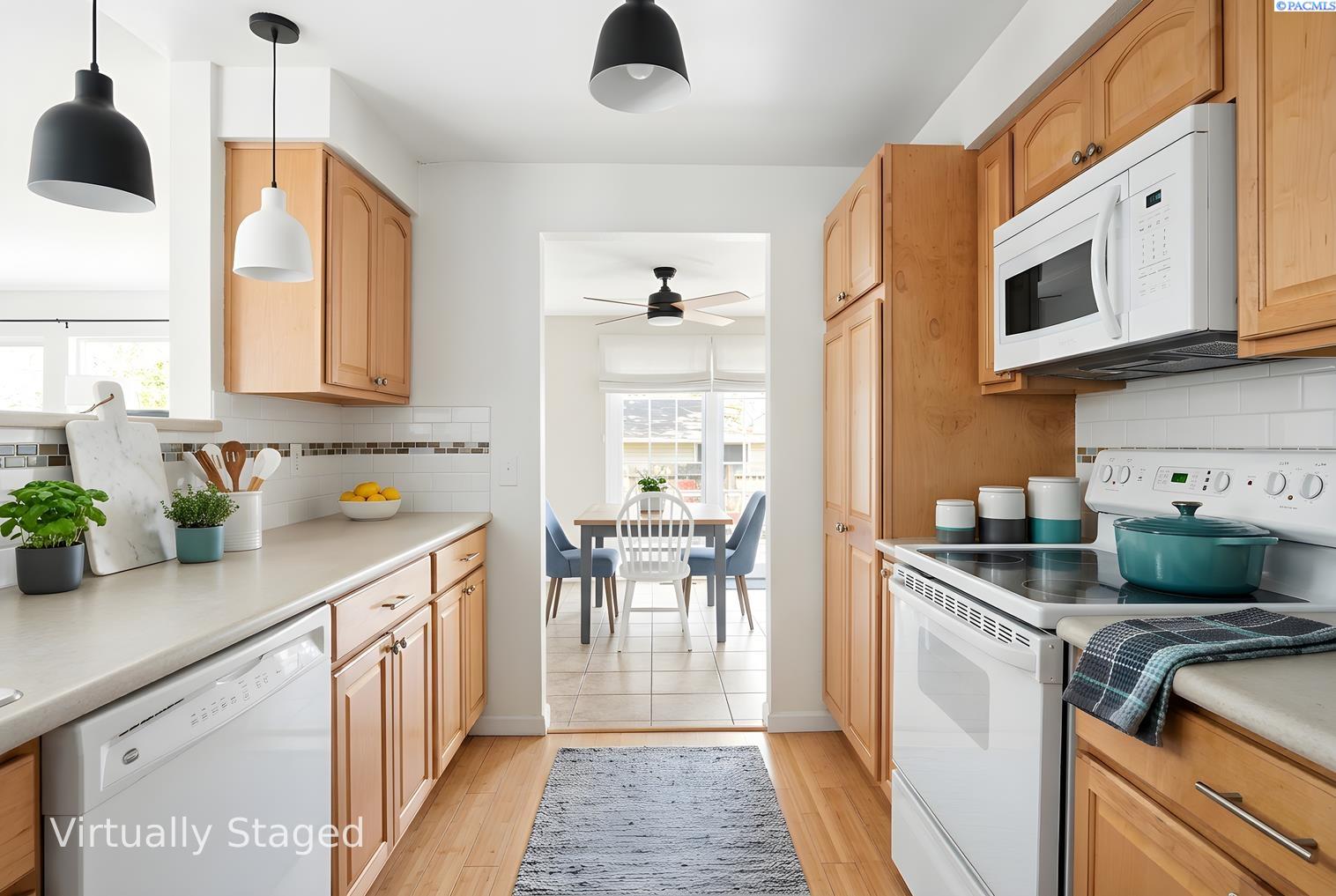 8712 Entiat Ave, Kennewick, WA 99336-9999