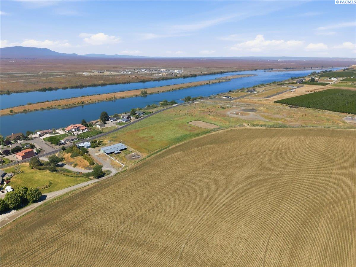 NKA Columbia River Rd, Pasco, WA 99301