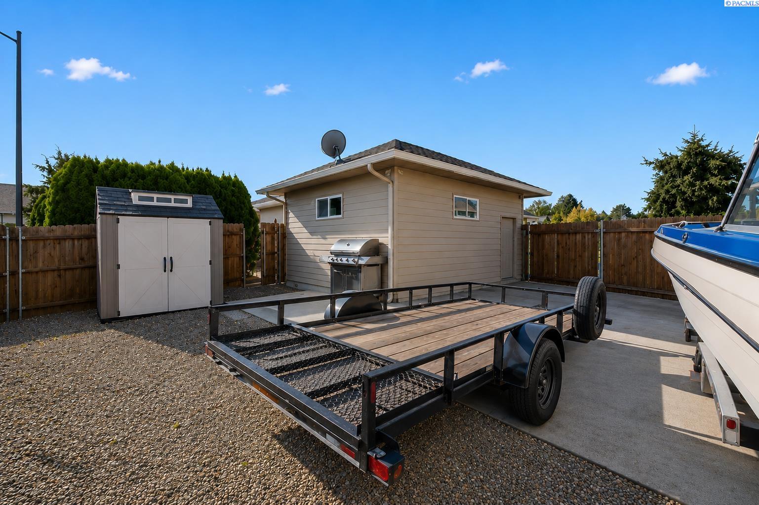 2802 38th Ct, Kennewick, WA 99338