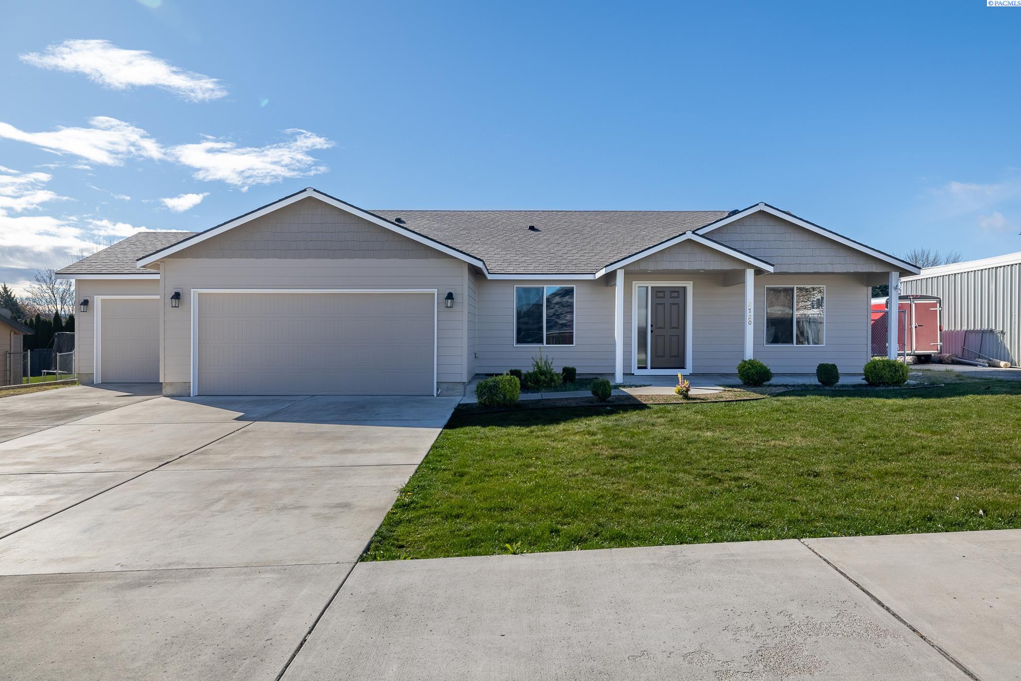 2720 Leslie Rd, Richland, WA 99352