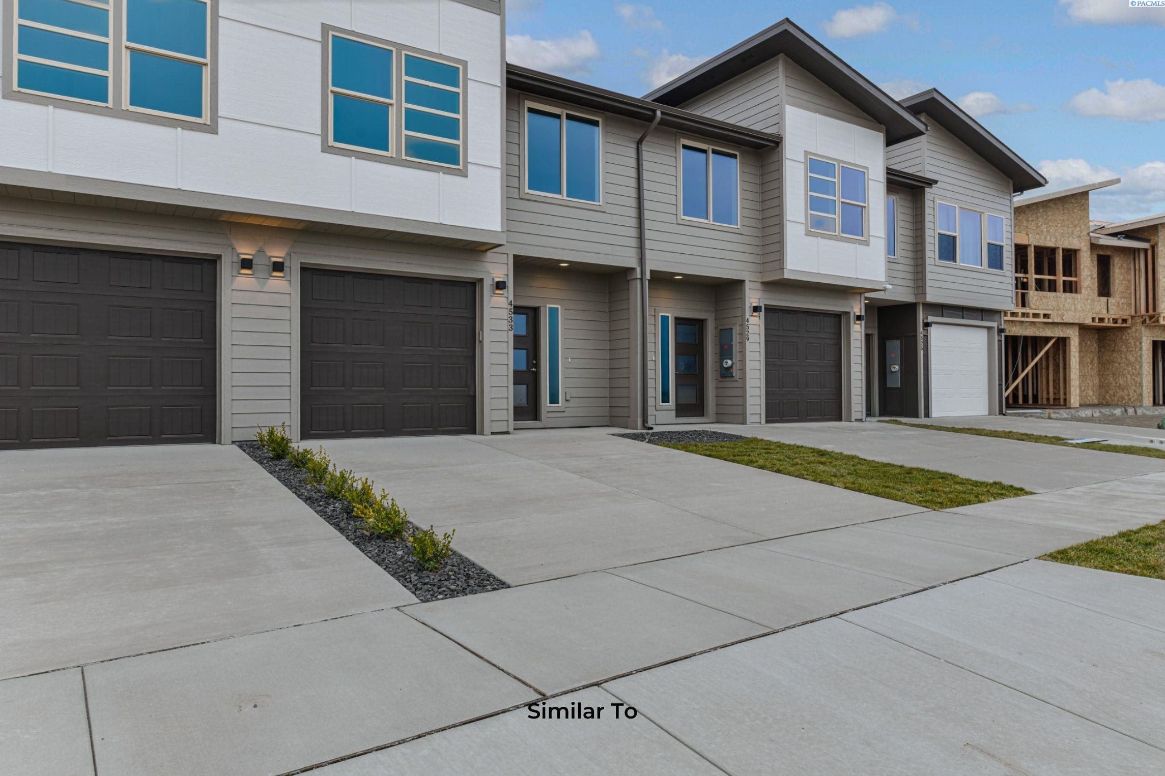 4437 Road 114 , Pasco, WA 99301
