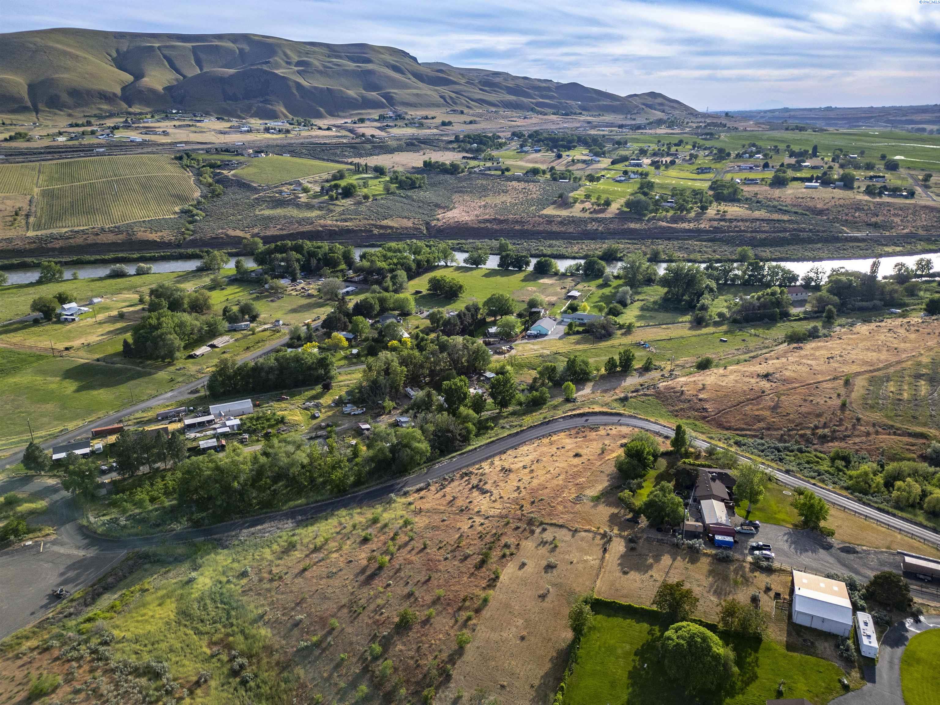 NKA Kendall Rd, Benton City, WA 99320