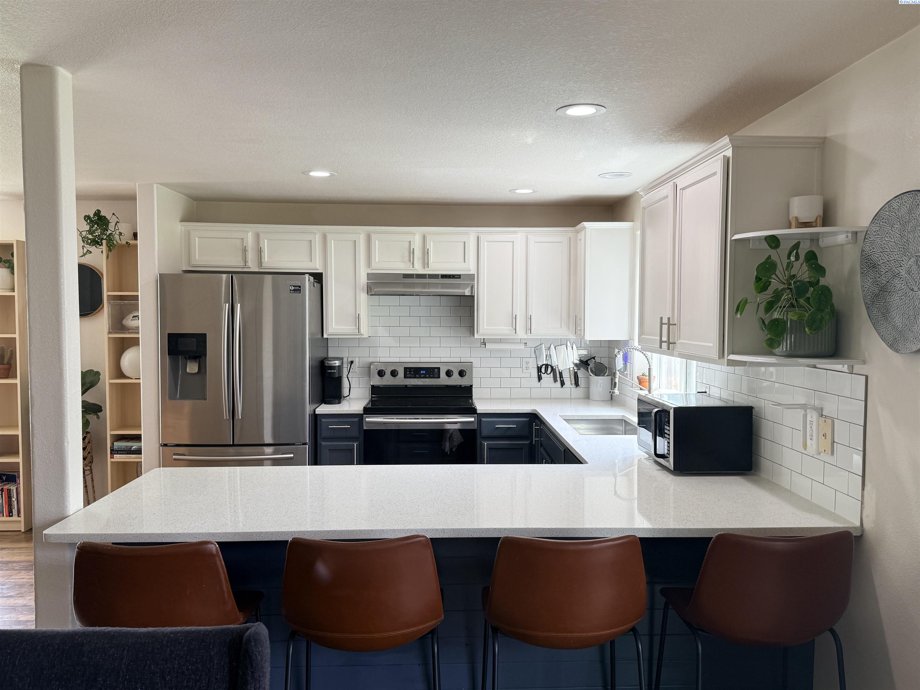6112 Westminster Ln, Pasco, WA 99301