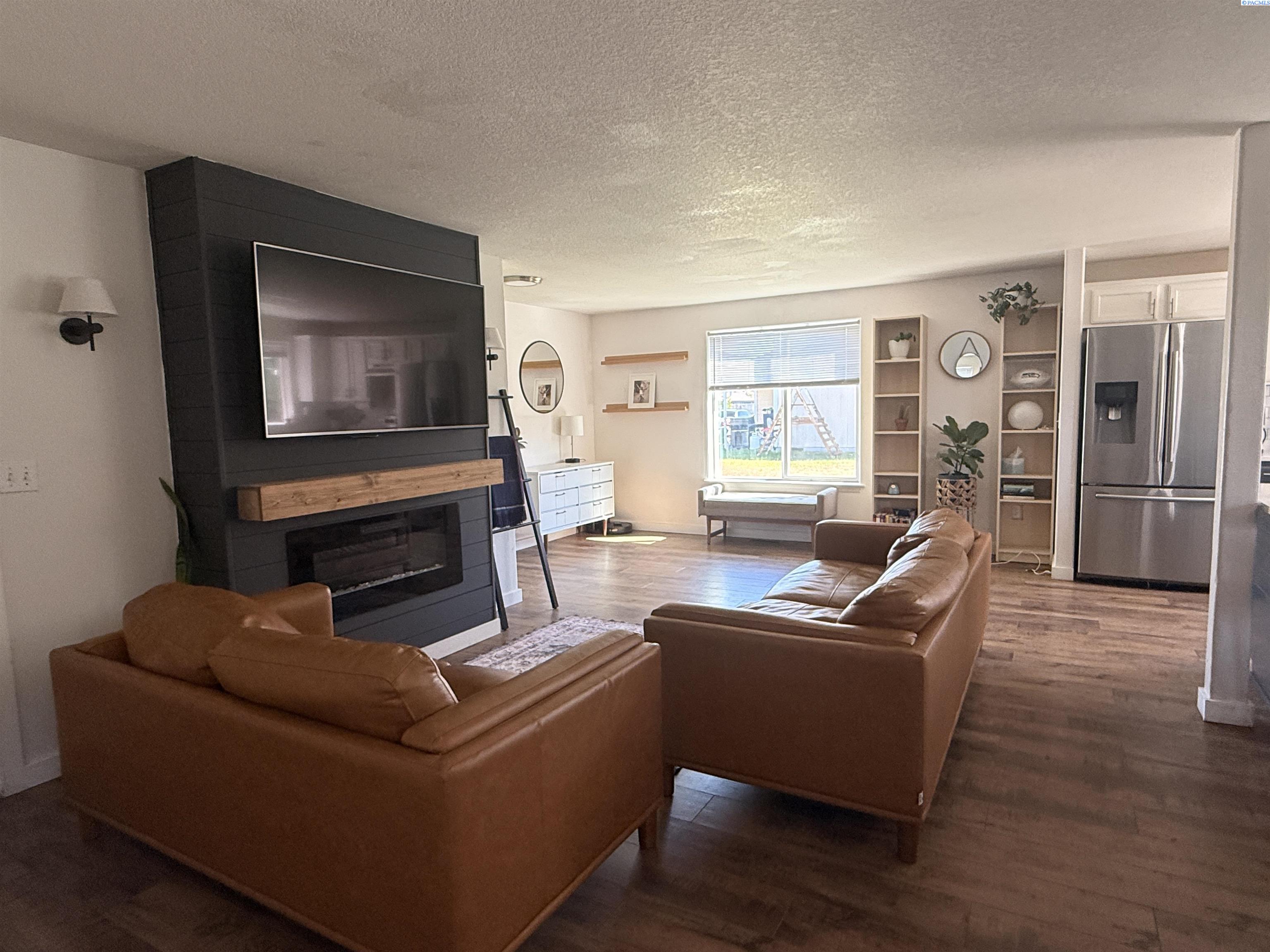 6112 Westminster Ln, Pasco, WA 99301