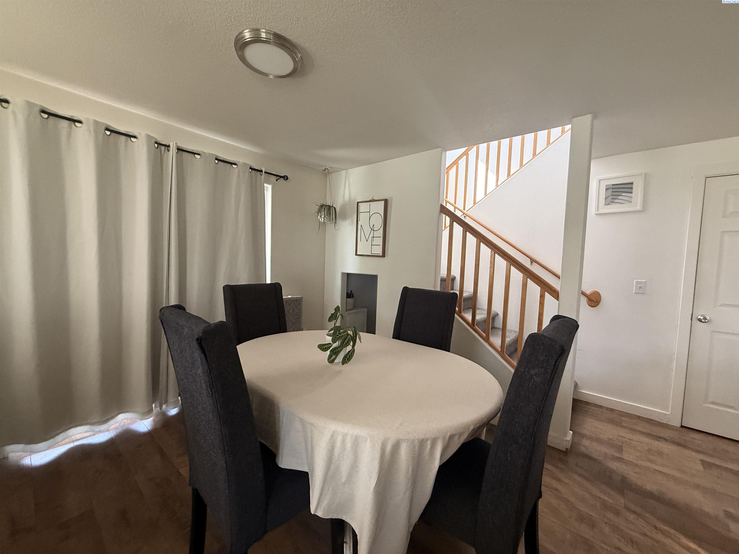 6112 Westminster Ln, Pasco, WA 99301