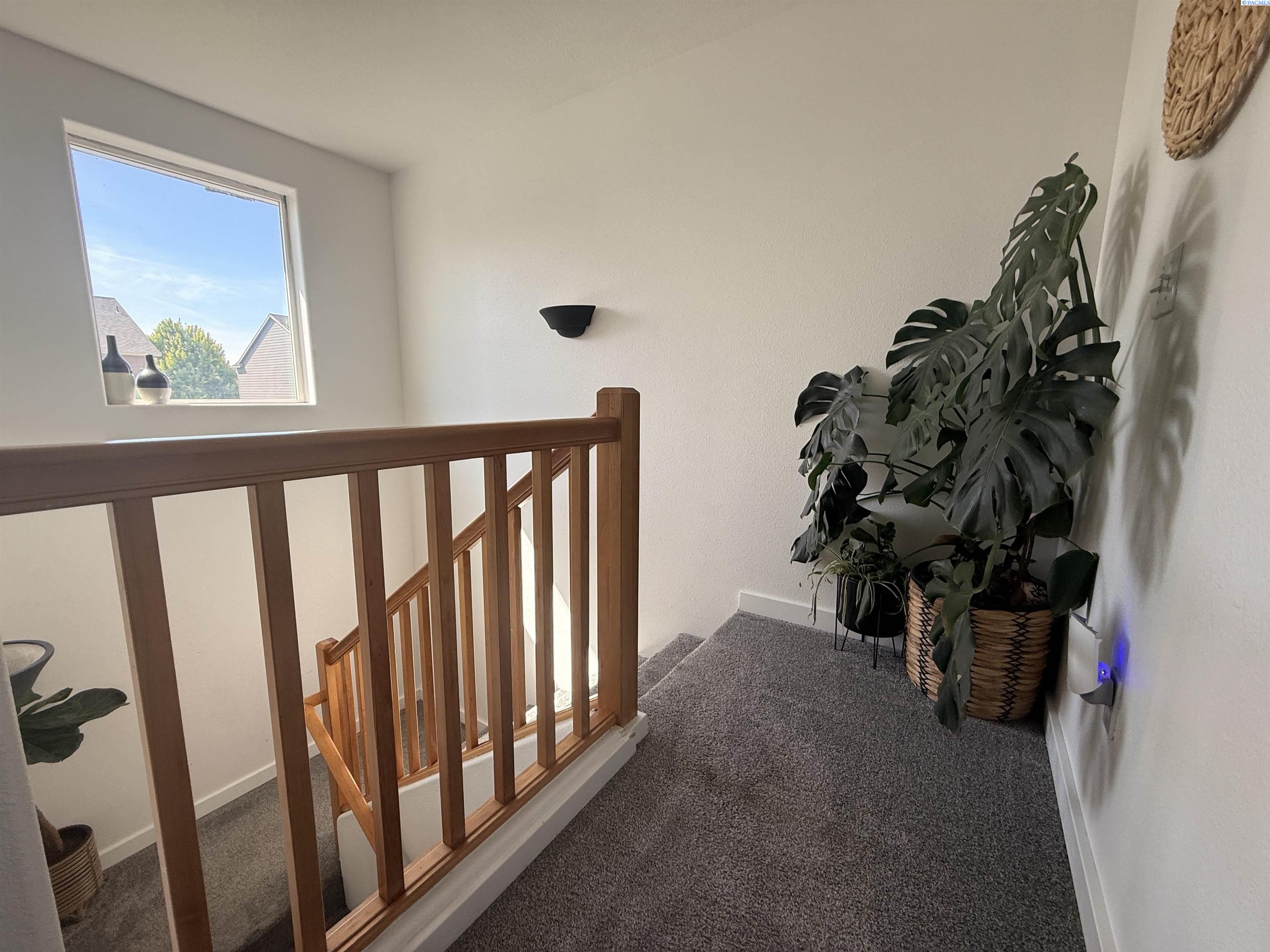 6112 Westminster Ln, Pasco, WA 99301