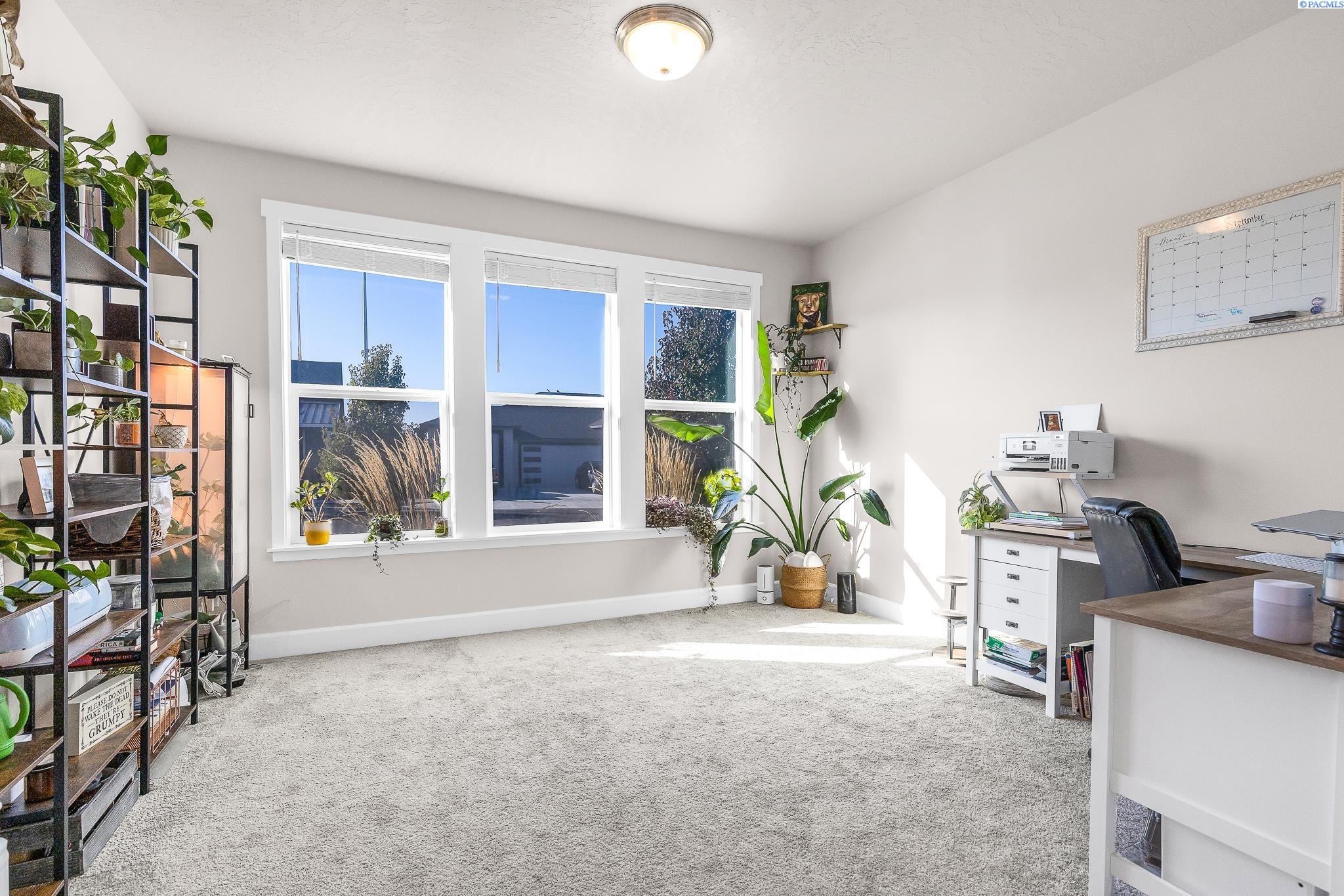 3956 Corvina , Richland, WA 99352