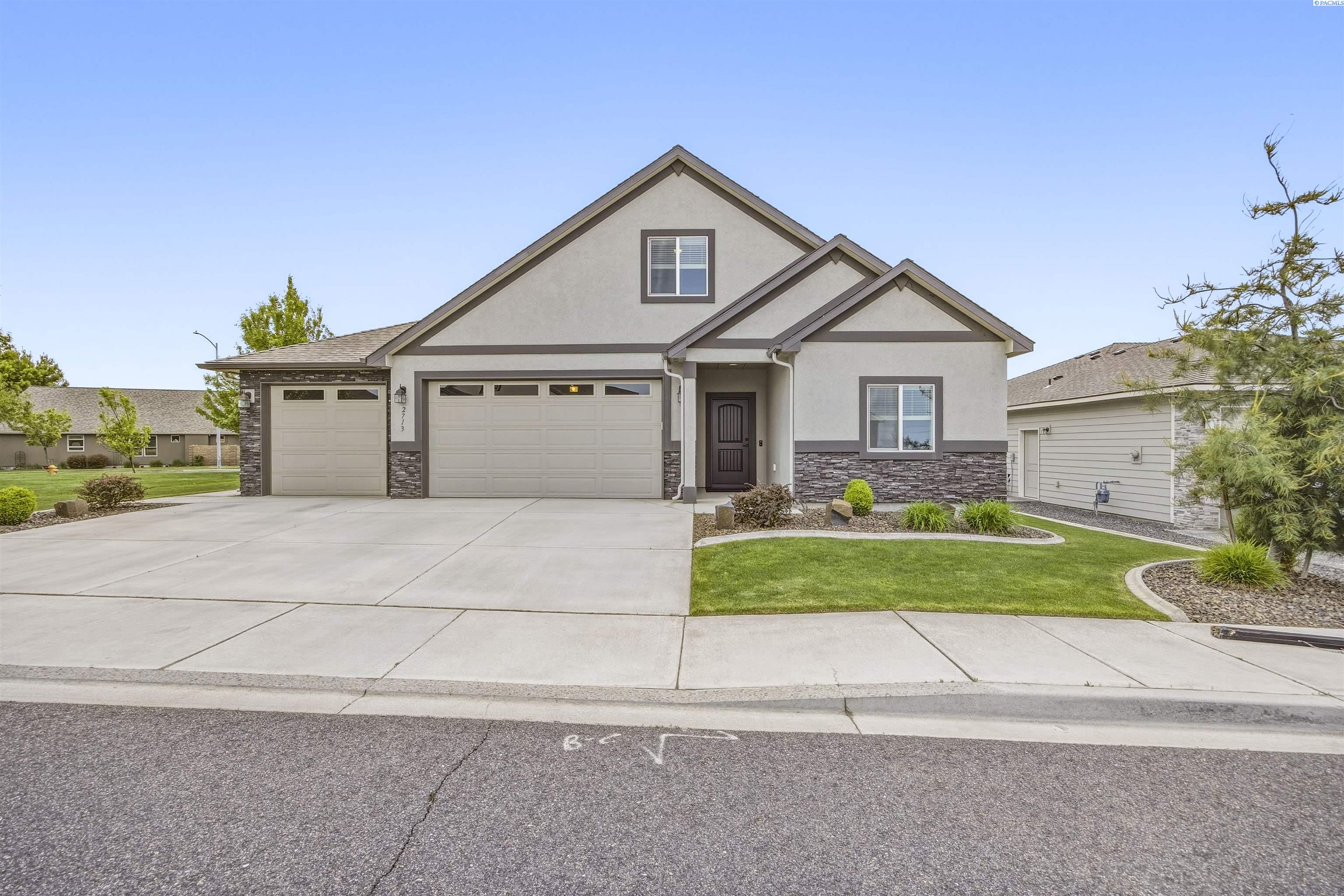 2713 Torrey Pines Way, Richland, WA 99354