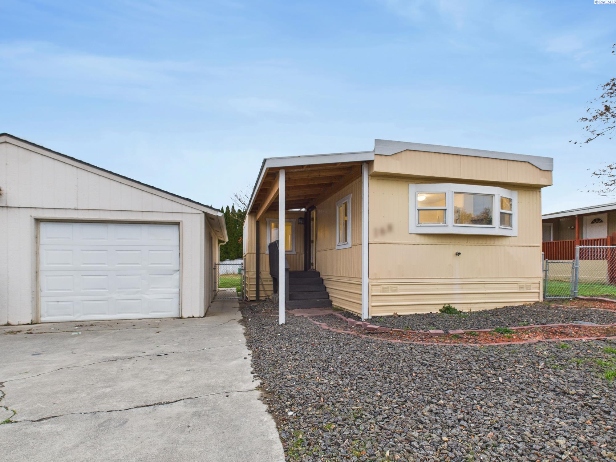 2105 N Steptoe St #168, Kennewick, WA 99336