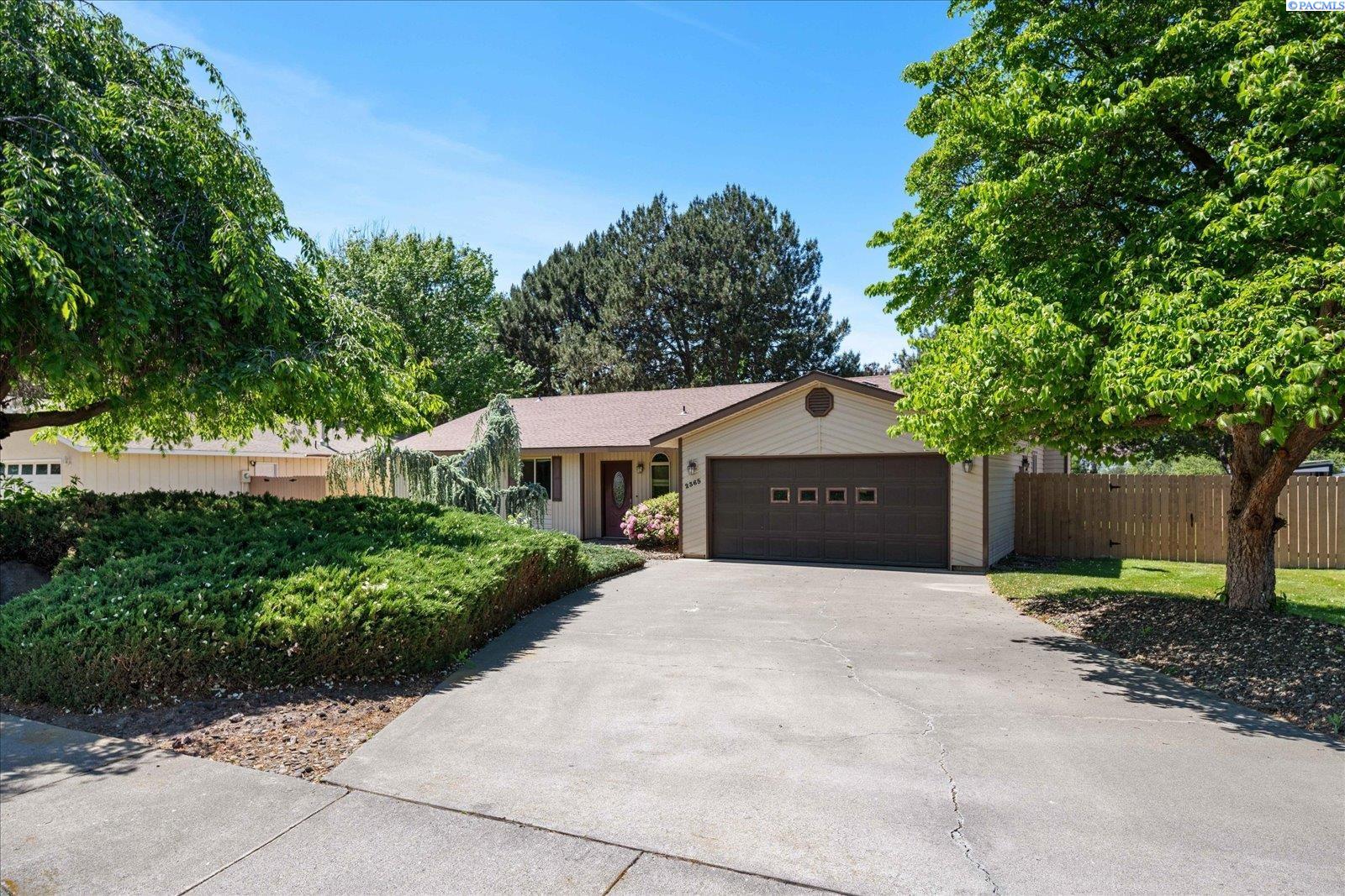 2365 Michael Ave, Richland, WA 99352