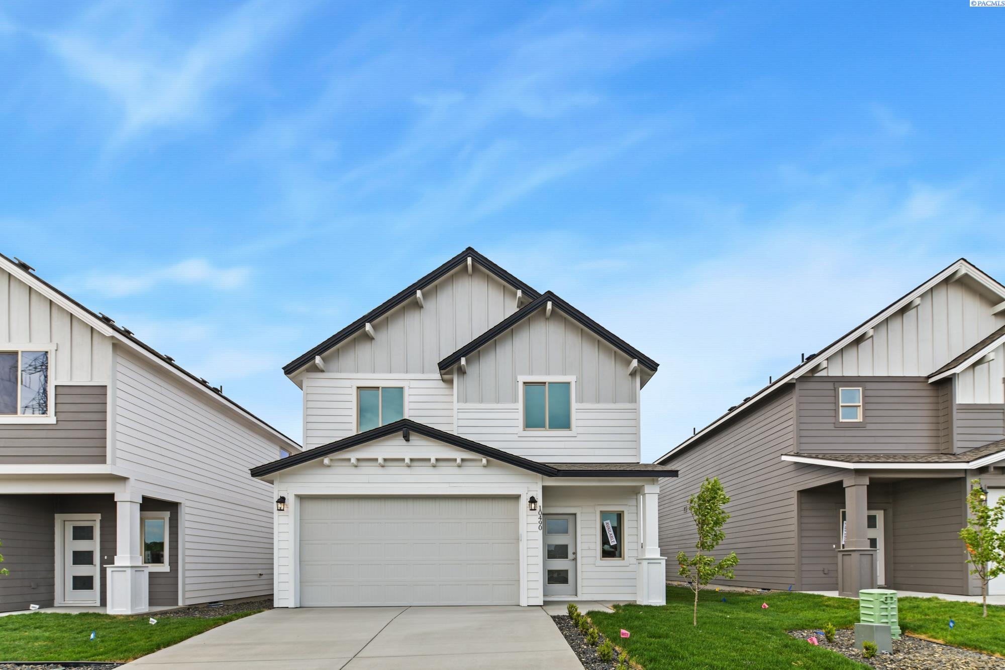 10490 Clearwater Dr, Kennewick WA 99336