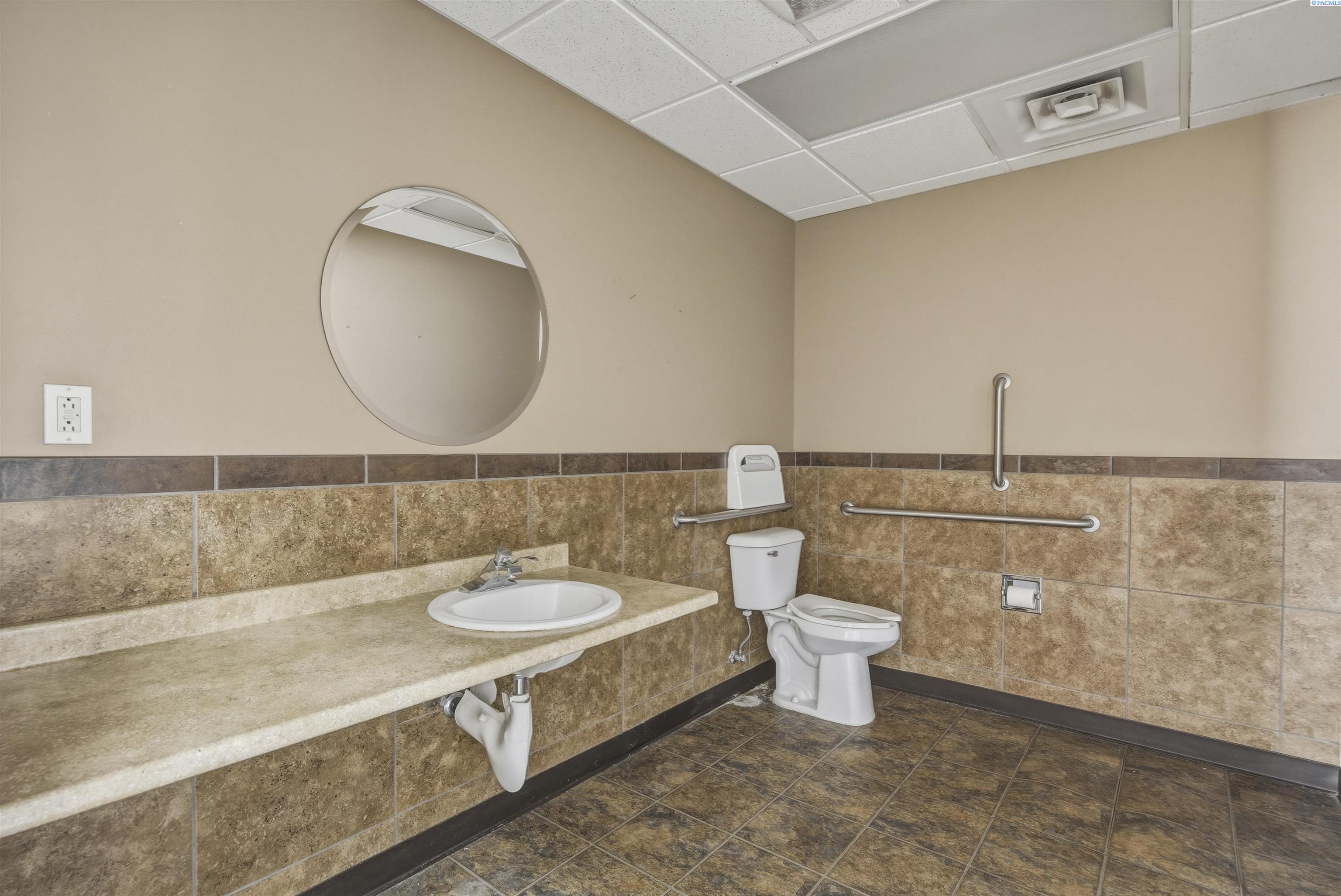 515 Neel St Ste C101 #C101, Kennewick, WA 99336